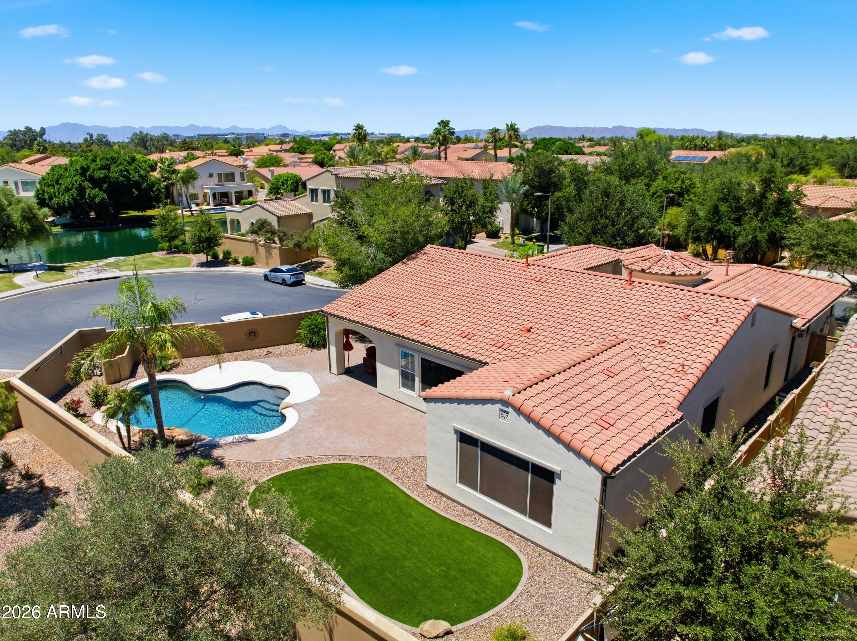 WINDWARD - Residential