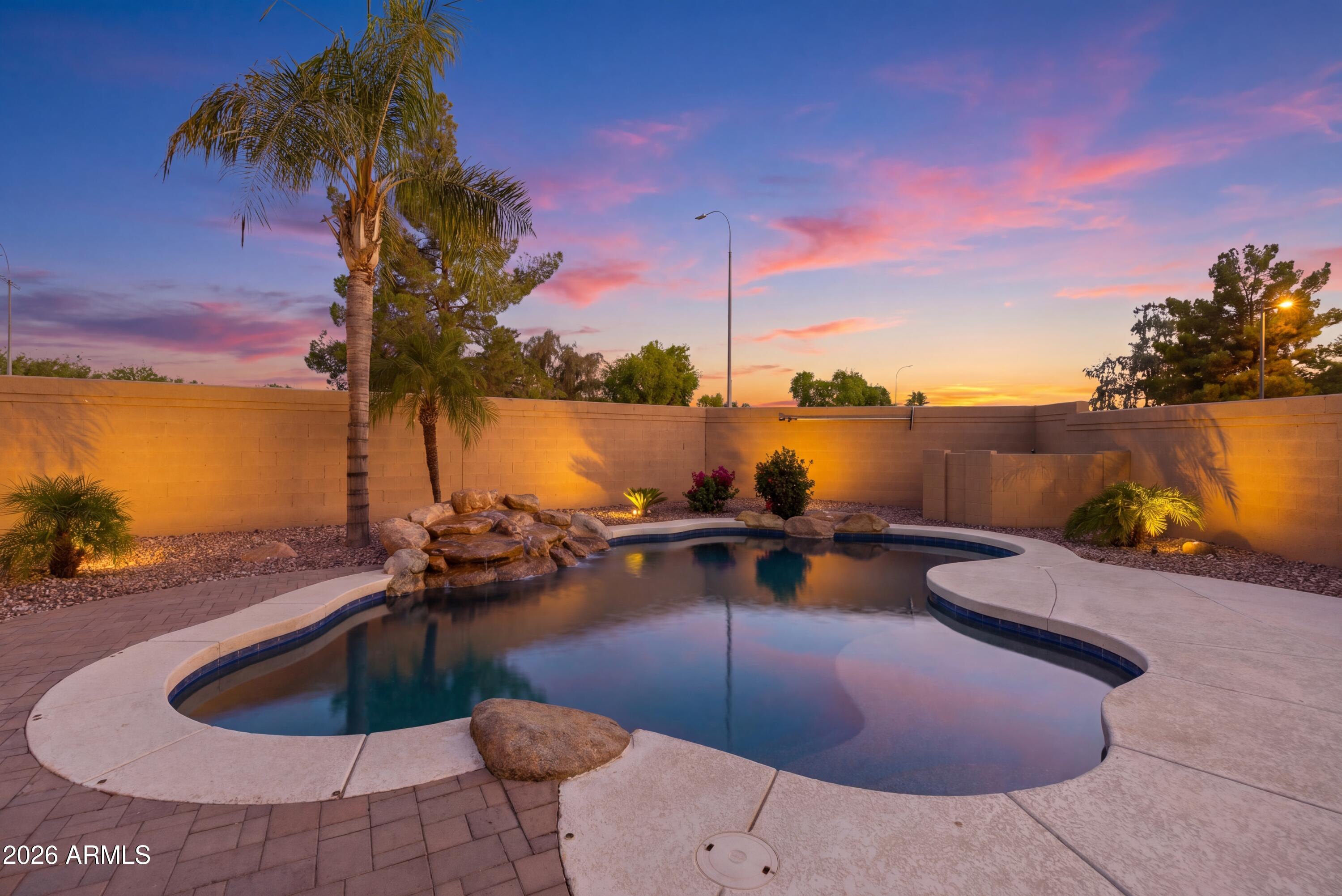 WINDWARD - Residential