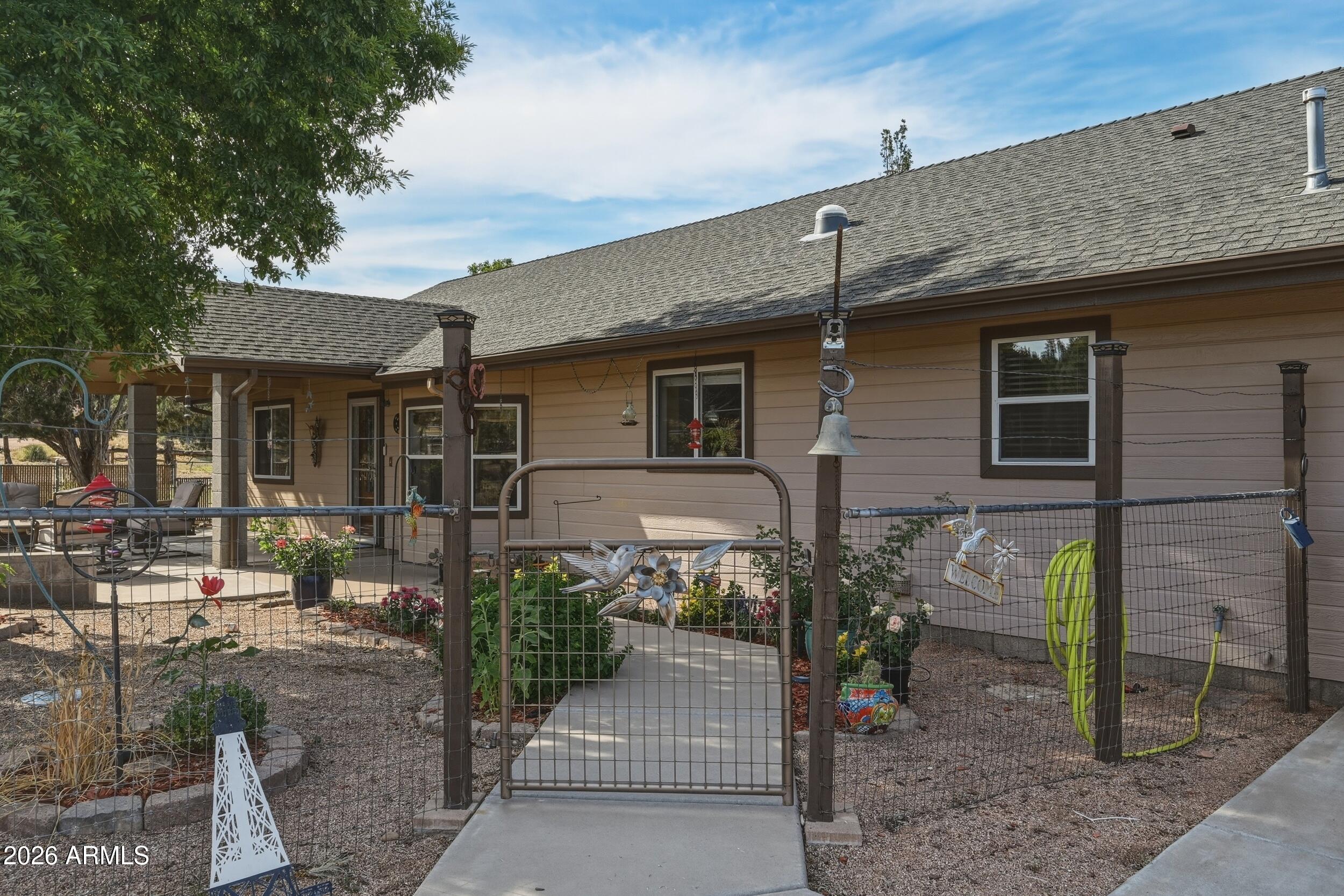 873 W COLT Lane