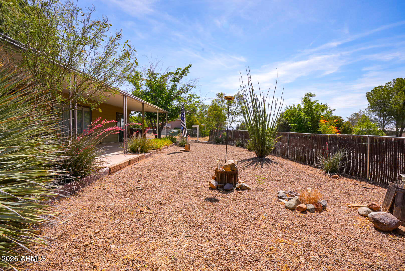 2724 S SUNSET Drive
