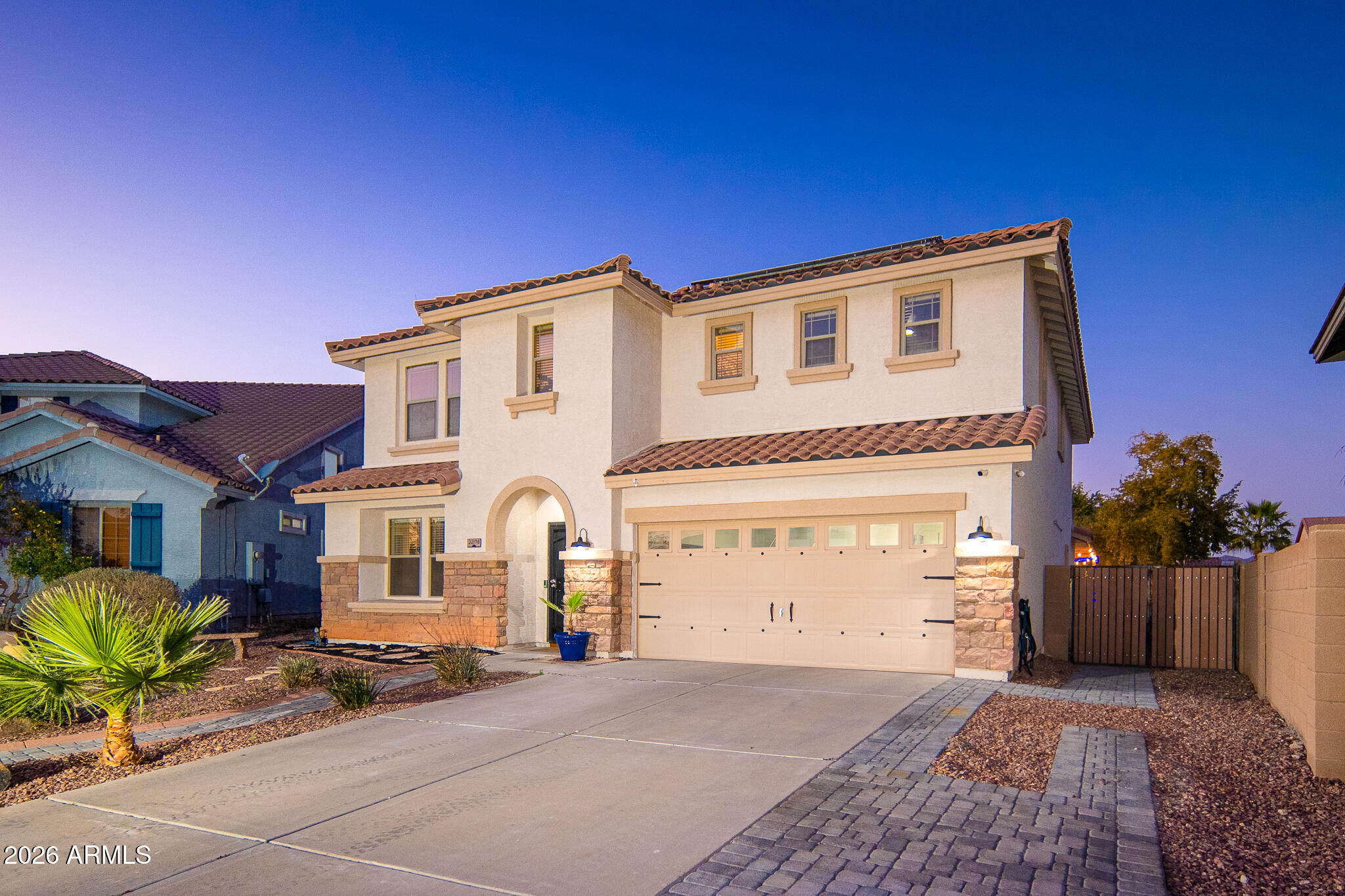 22178 W MOONLIGHT Path