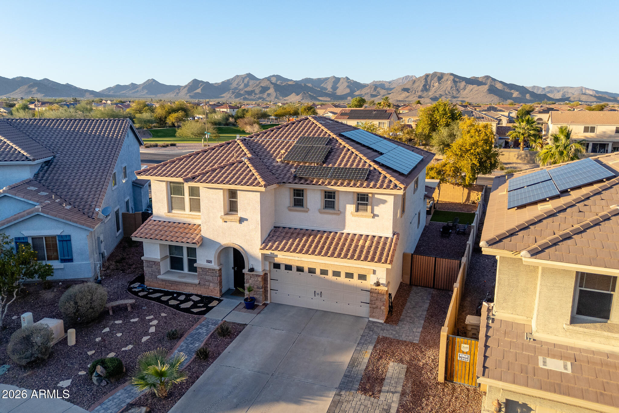 22178 W MOONLIGHT Path