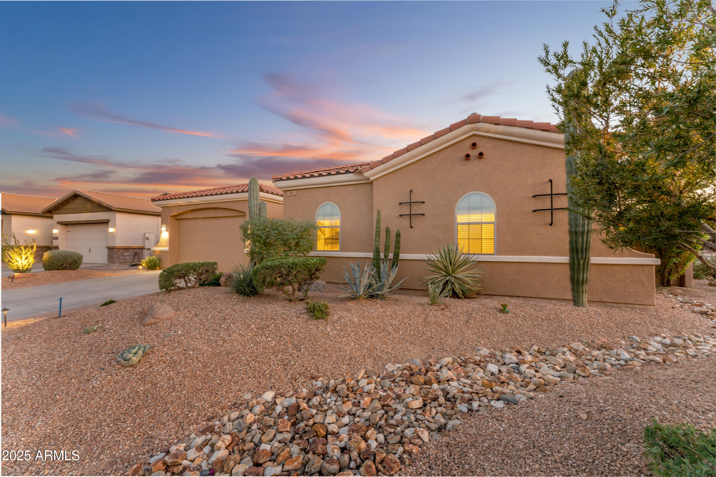 18327 W OCOTILLO Avenue