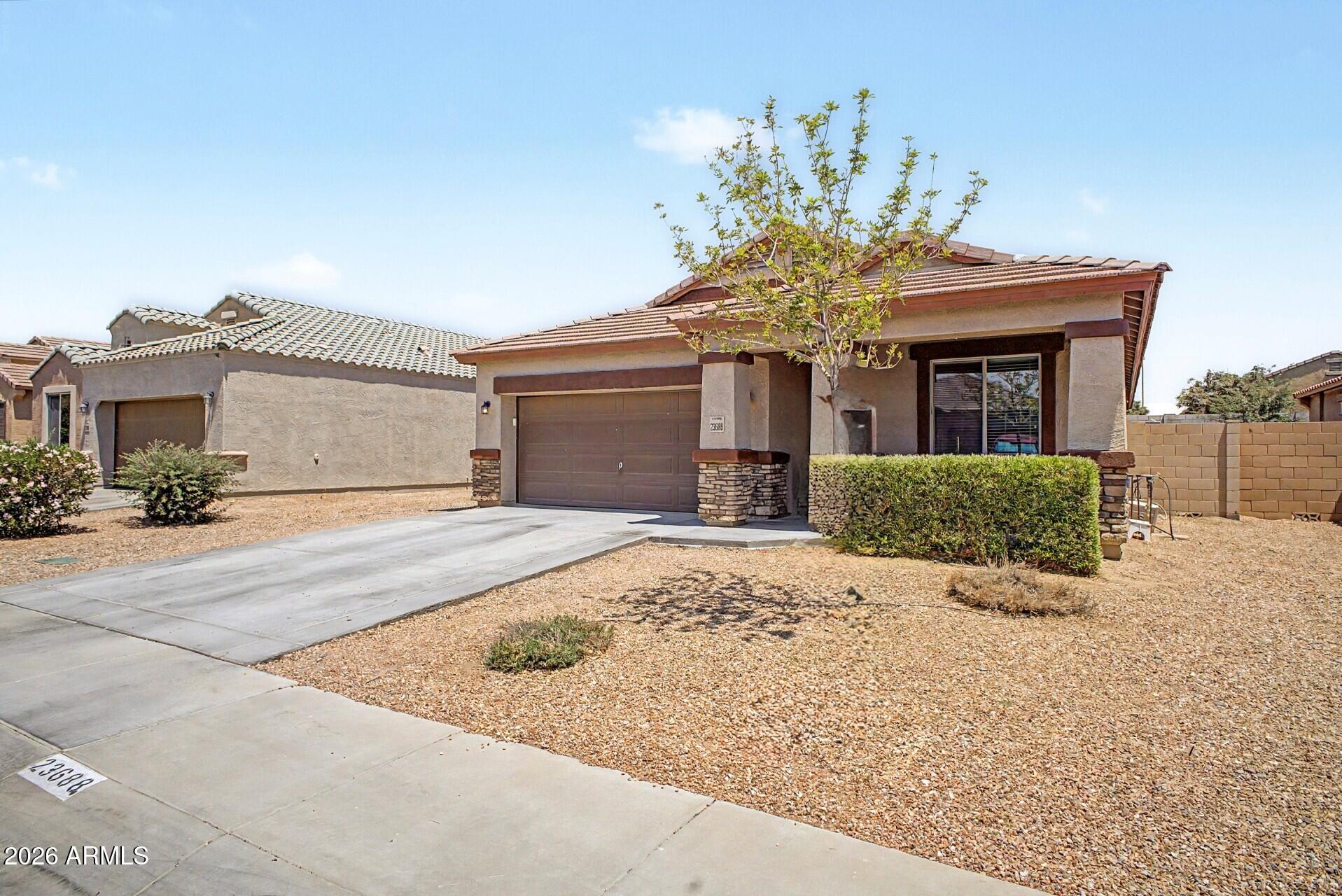 23688 W MAGNOLIA Drive