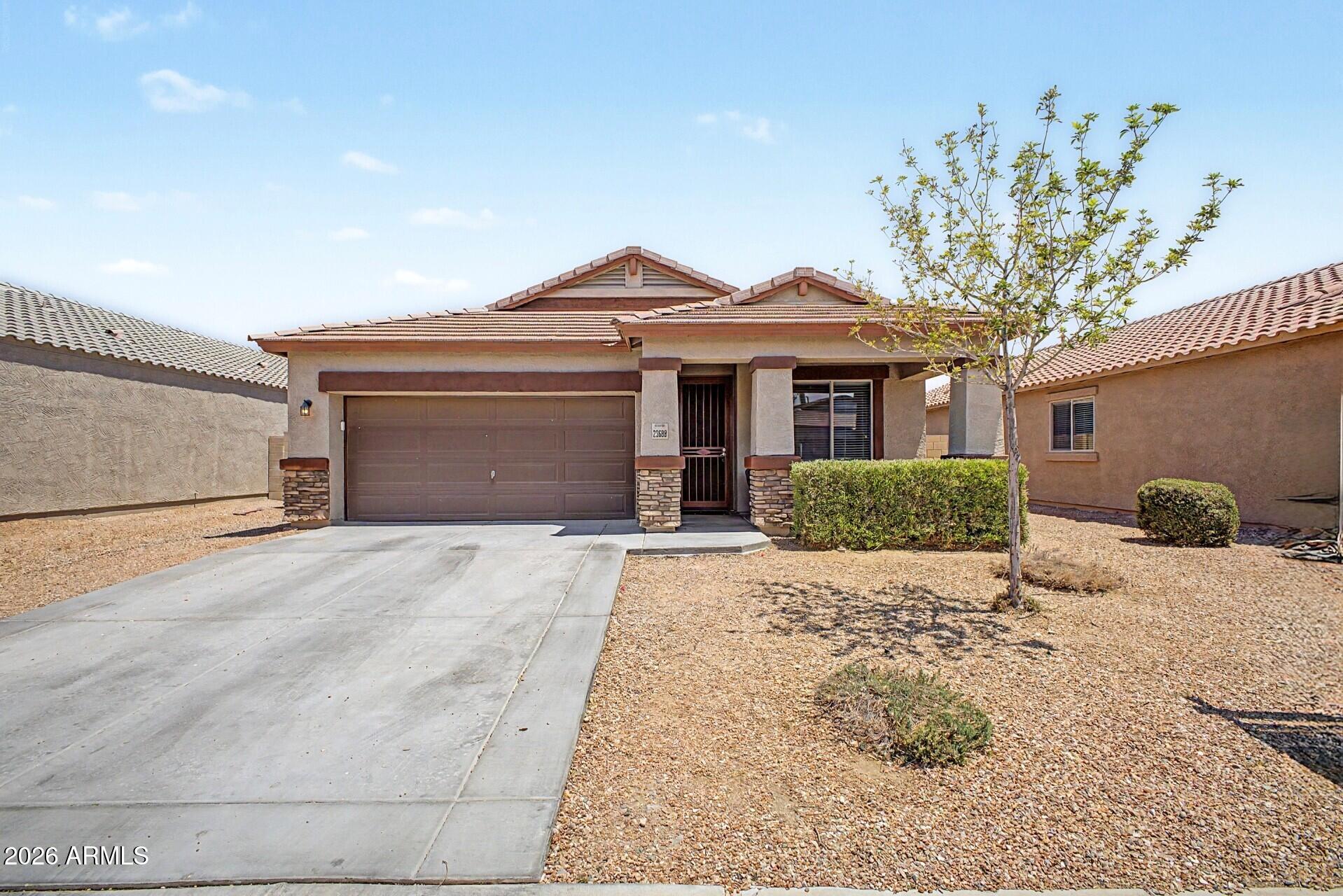 23688 W MAGNOLIA Drive