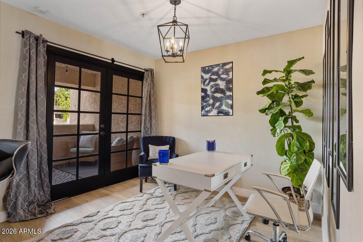 7510 E THOMAS Road 216