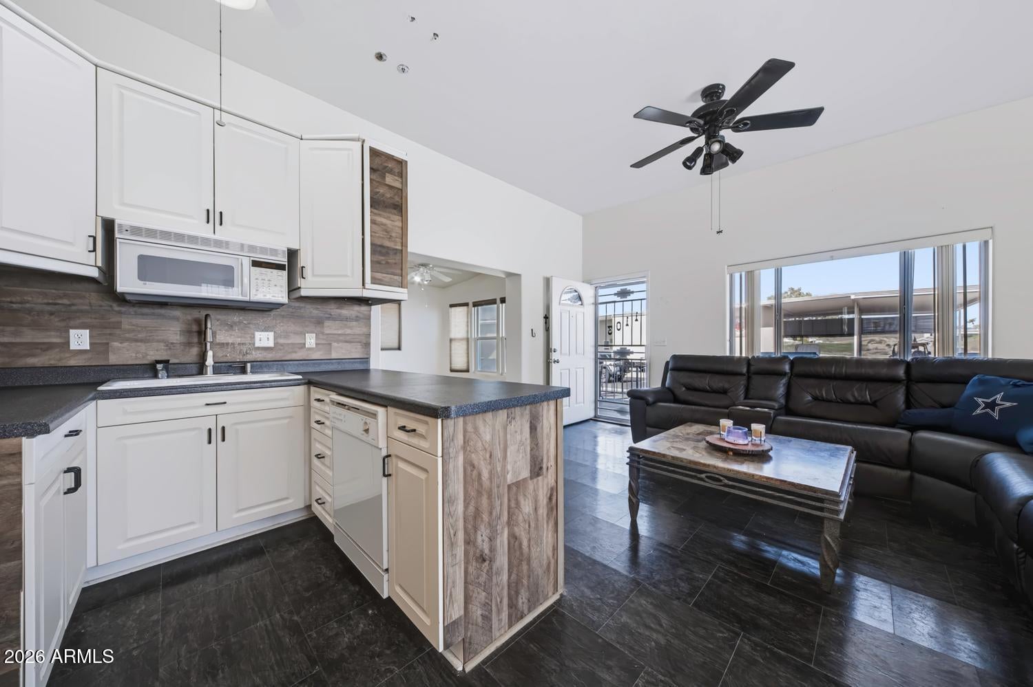 17200 W BELL Road 1103