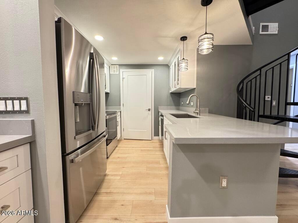 1701 E Colter Street 431