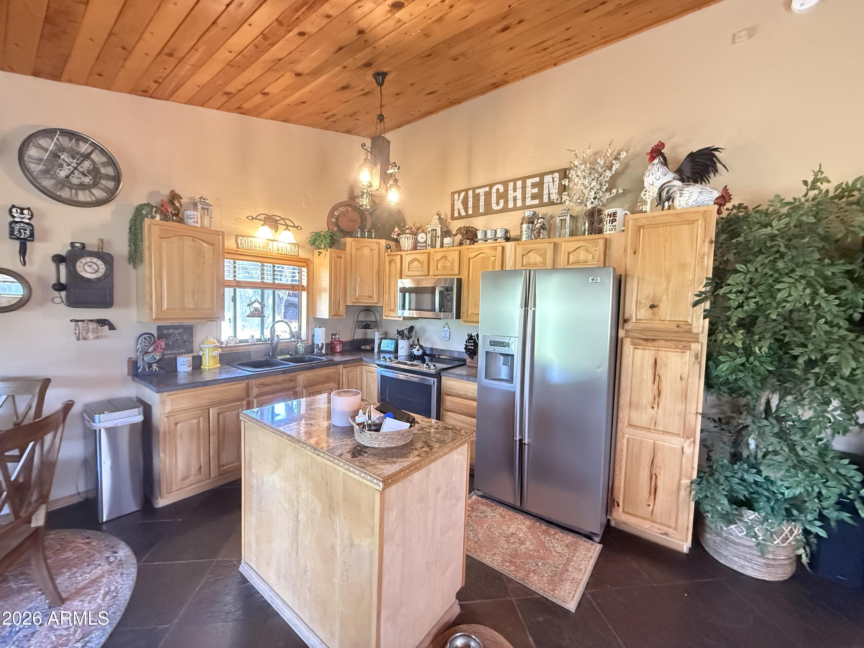 23079 S GLADIATOR MINE Road
