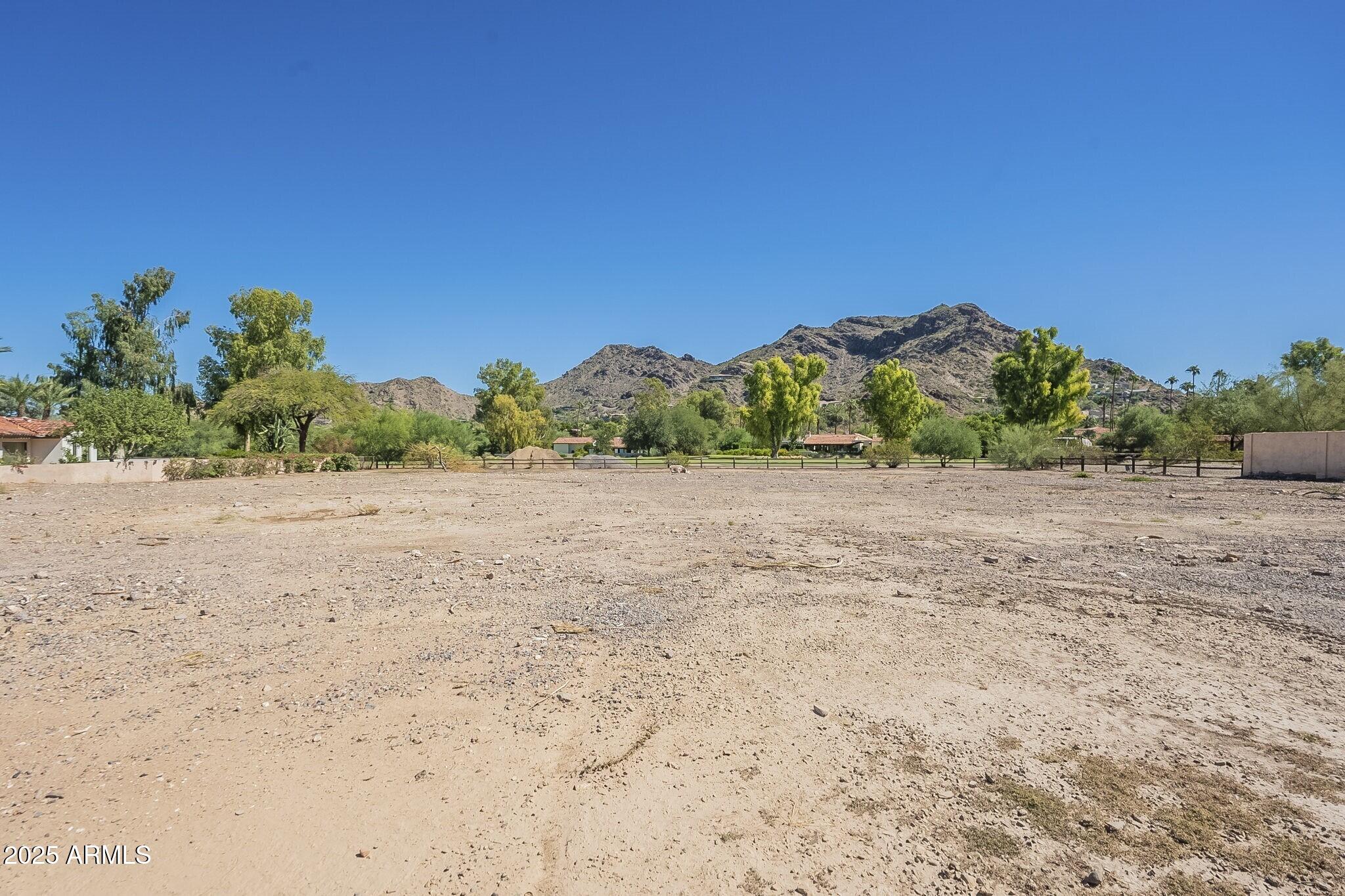 PARADISE HILLS LOT 68-99 - Land