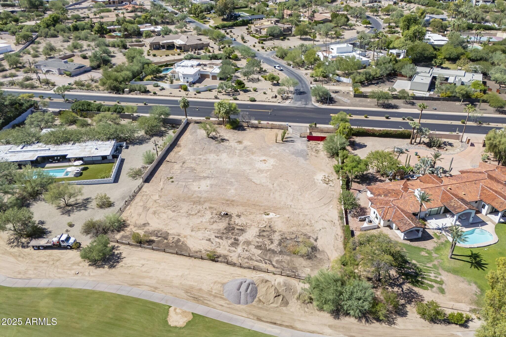 PARADISE HILLS LOT 68-99 - Land