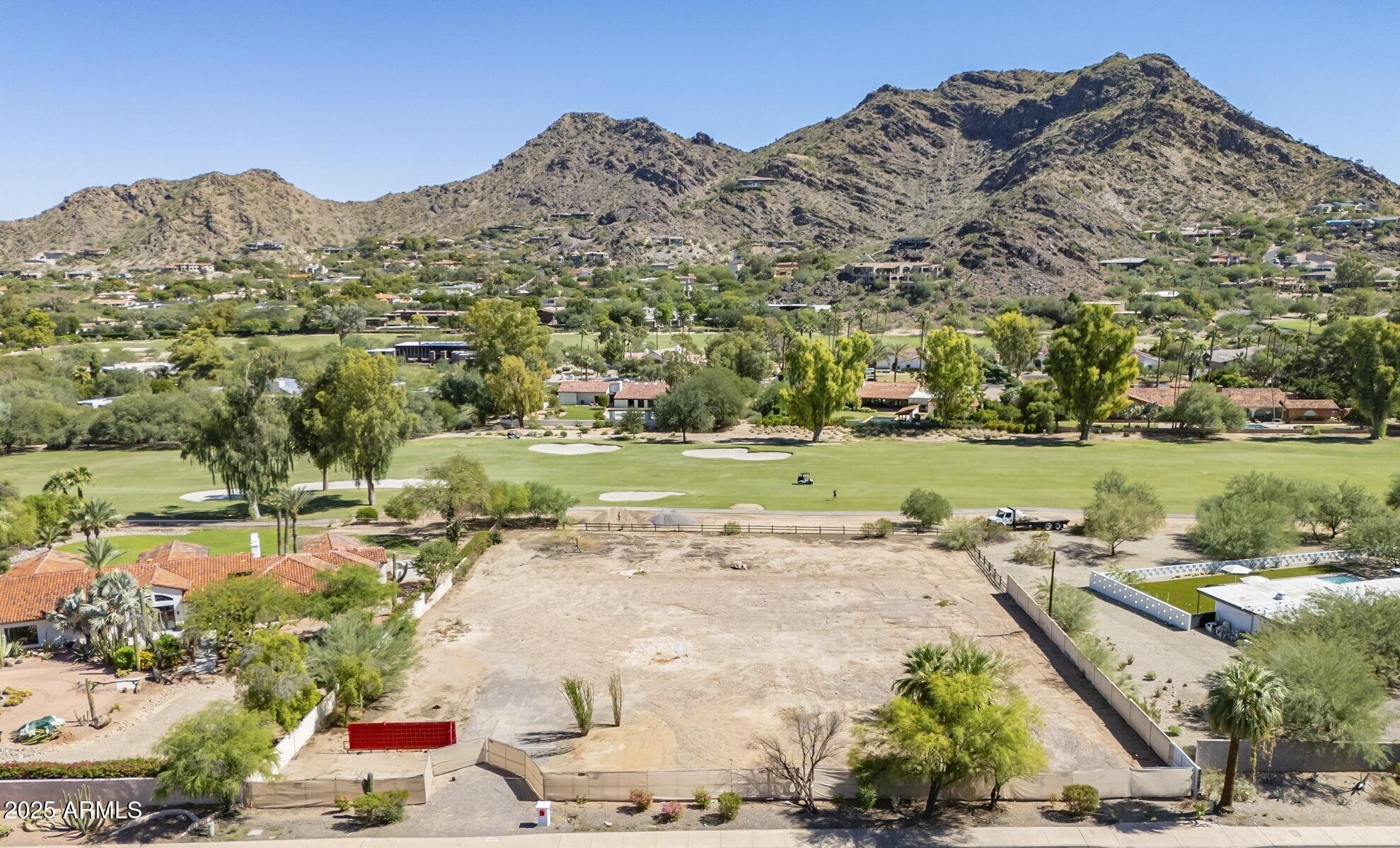 PARADISE HILLS LOT 68-99 - Land