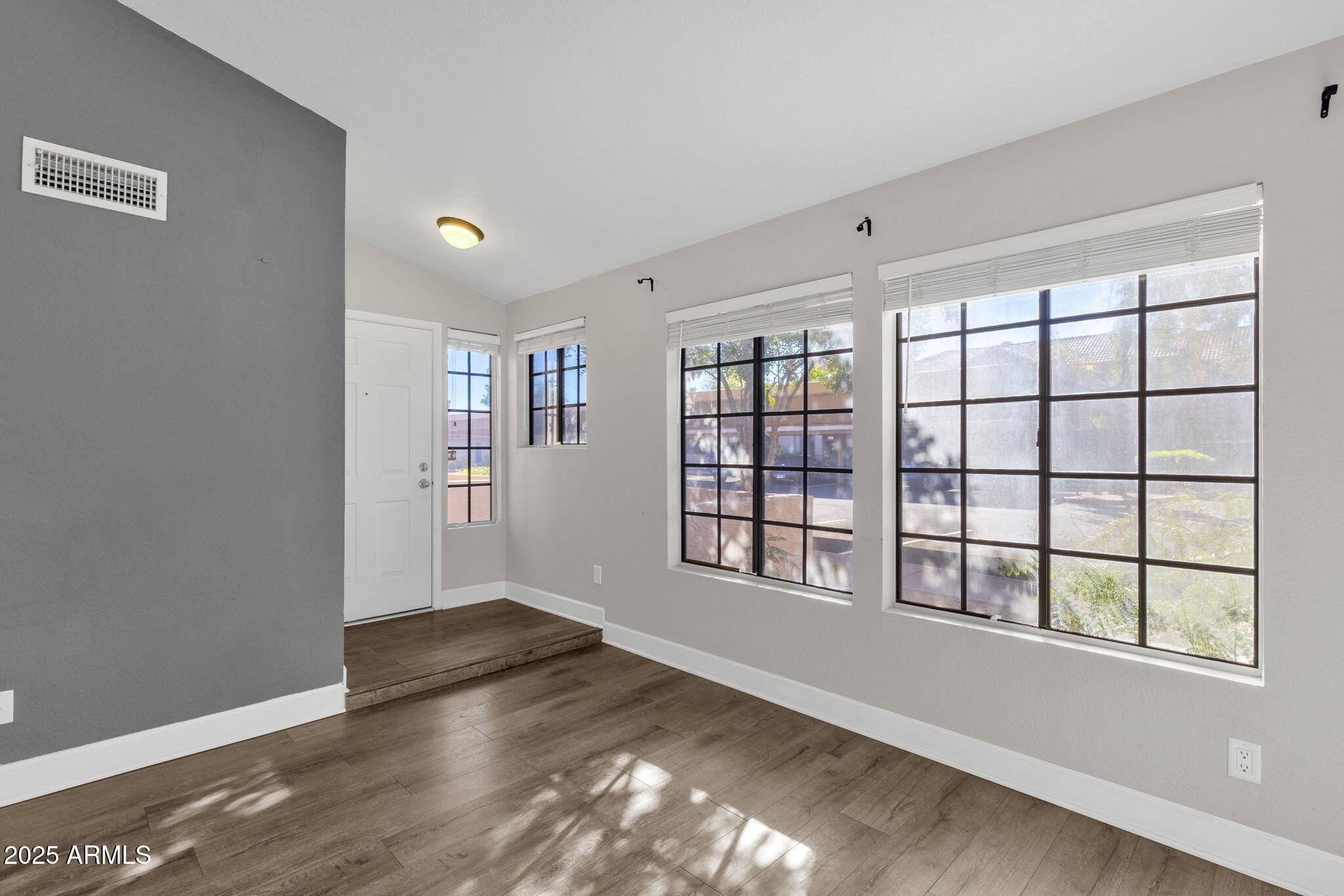 8625 E BELLEVIEW Place 1043