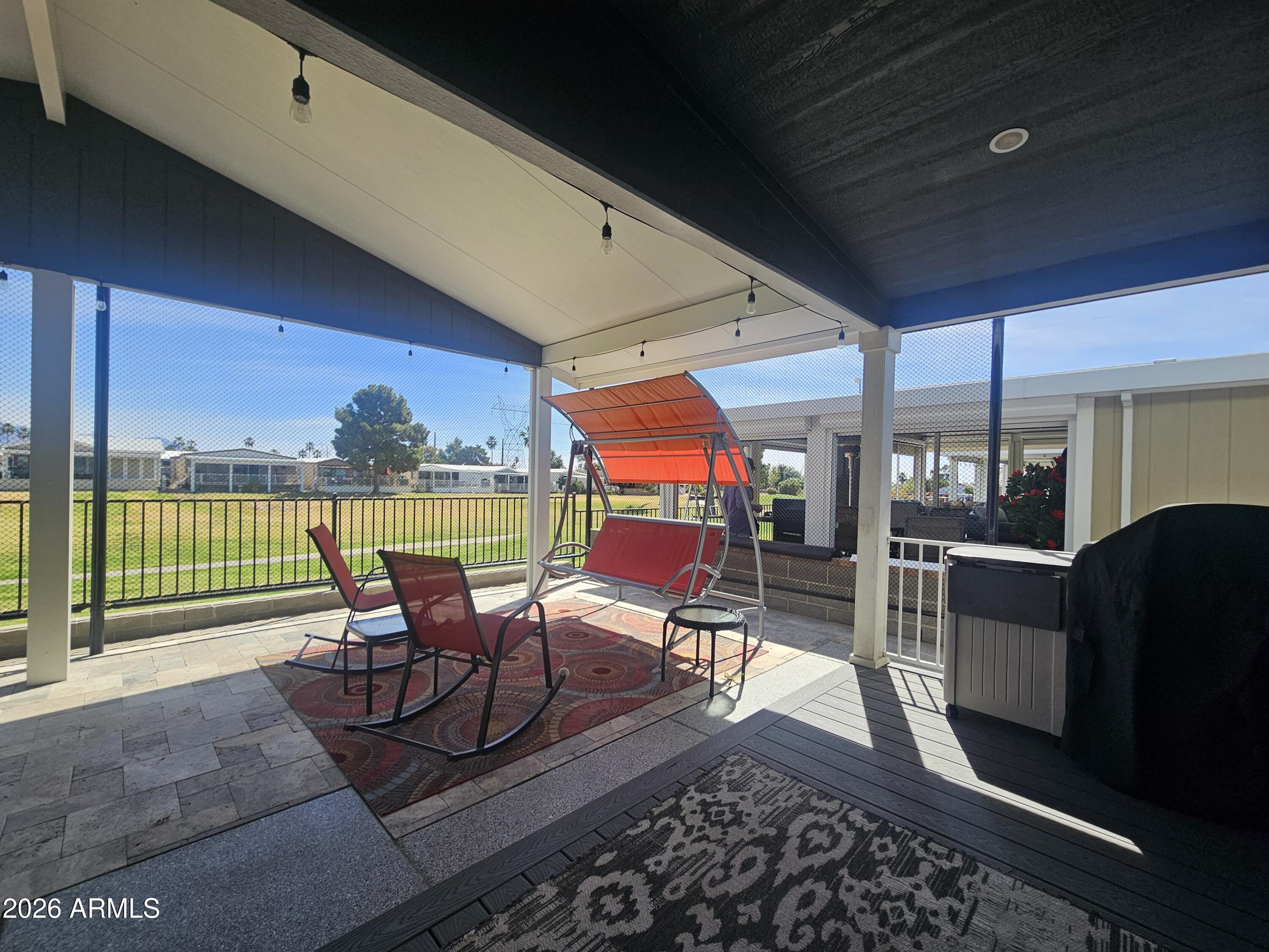 650 N Hawes Road 2805