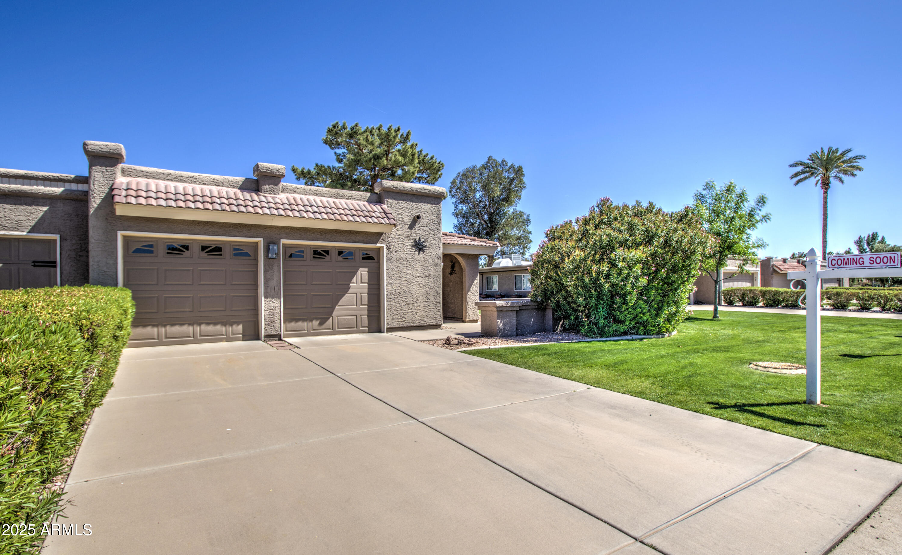 25273 S BERRY BROOK Drive