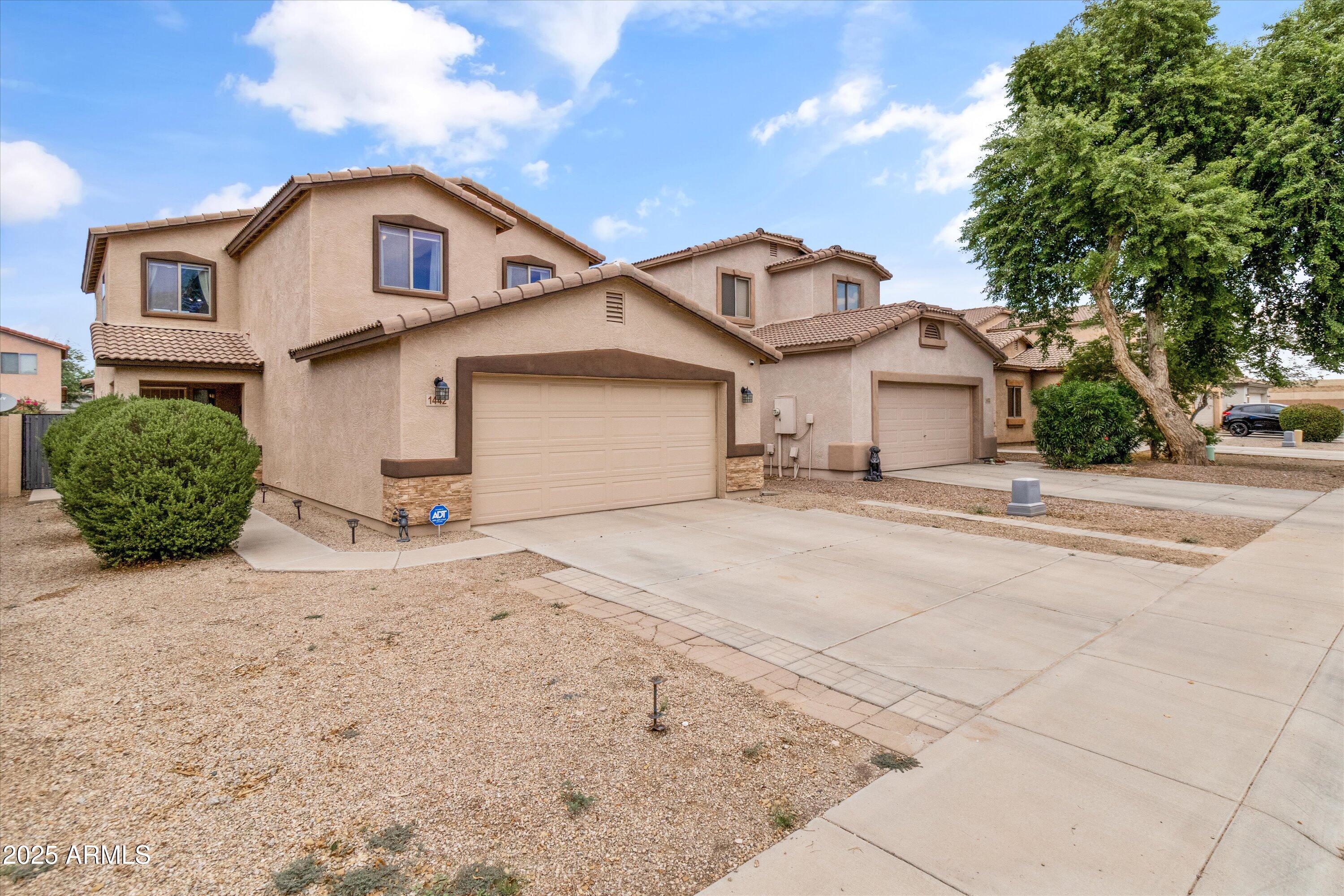 1442 E TRELLIS Place