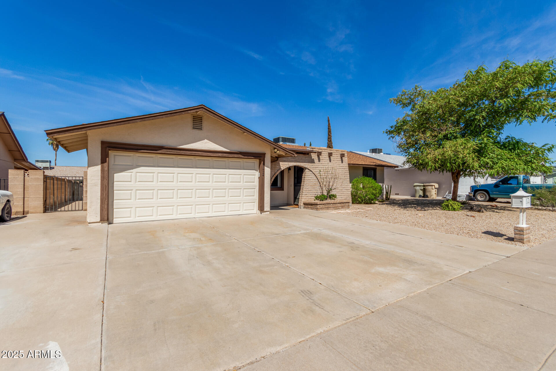 15424 N 55TH Drive