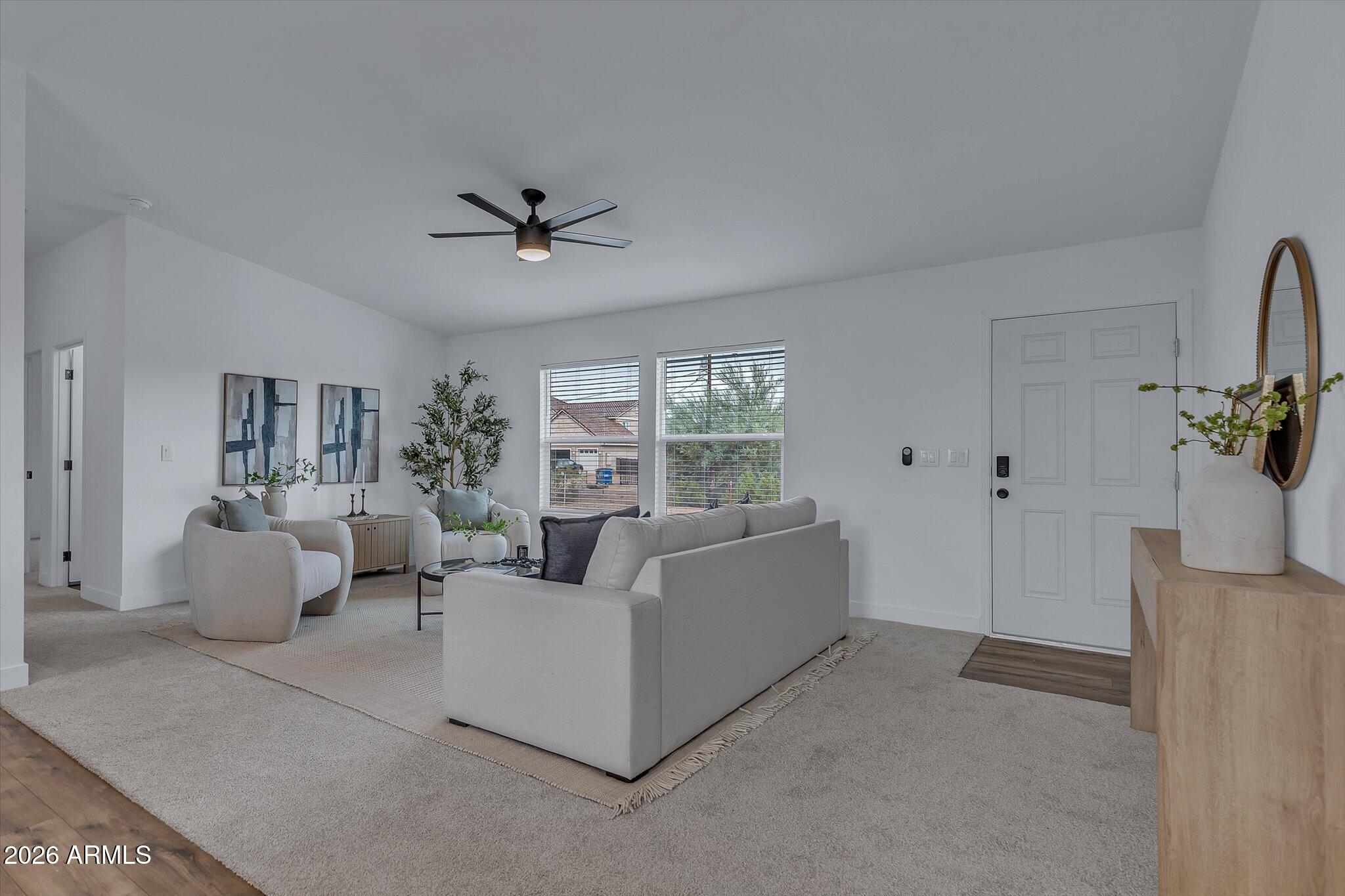 1047 W WINDSONG Street