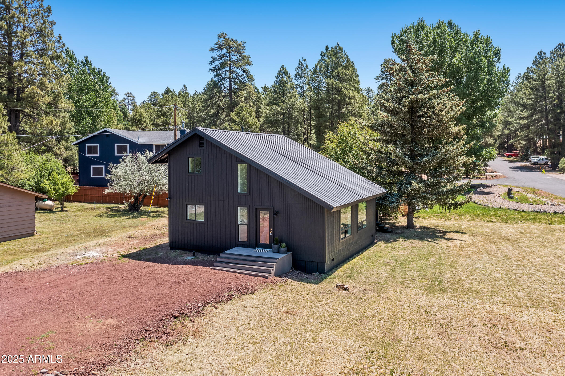 535 STRINGER Road