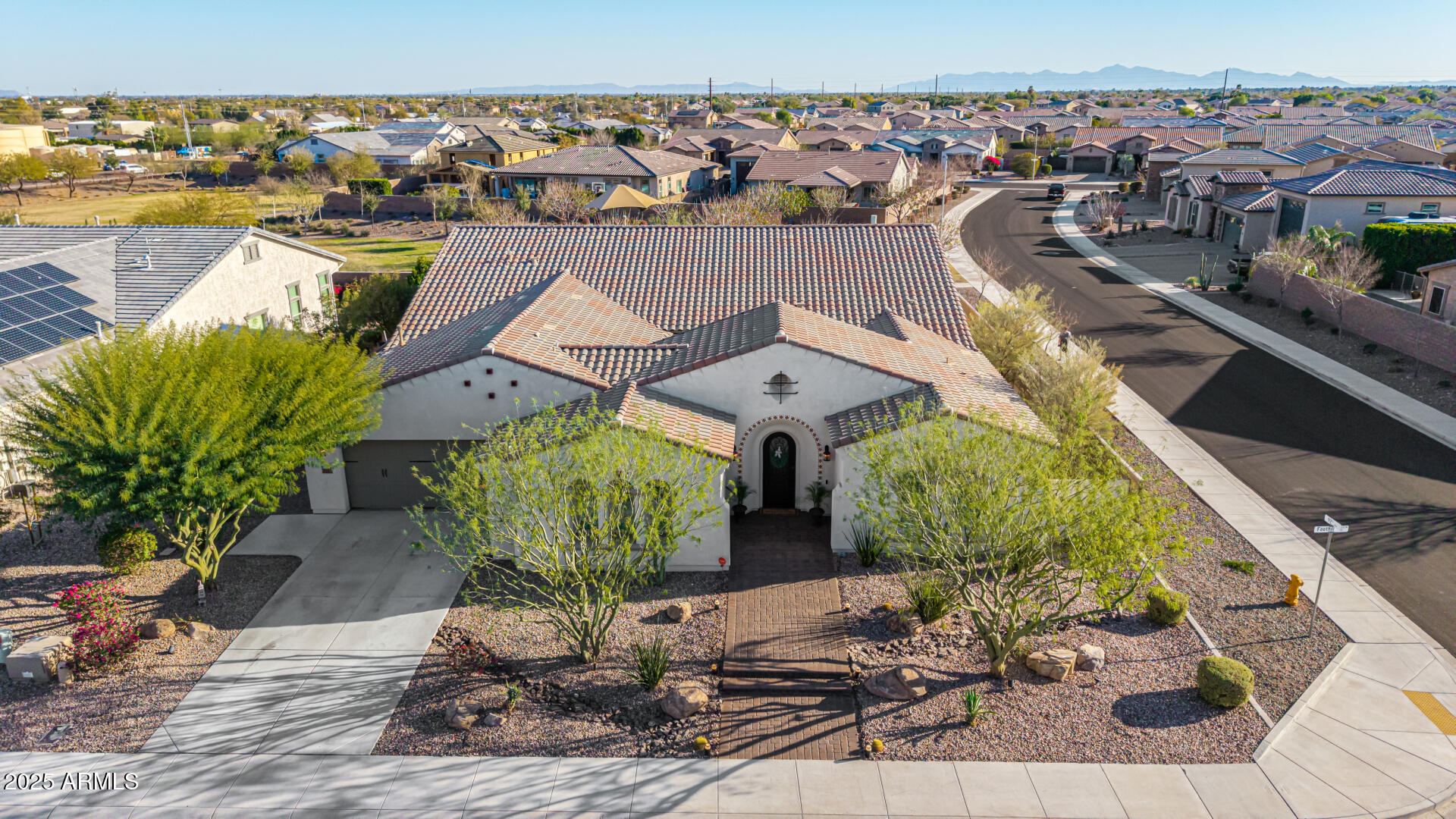9183 W Foothill Drive