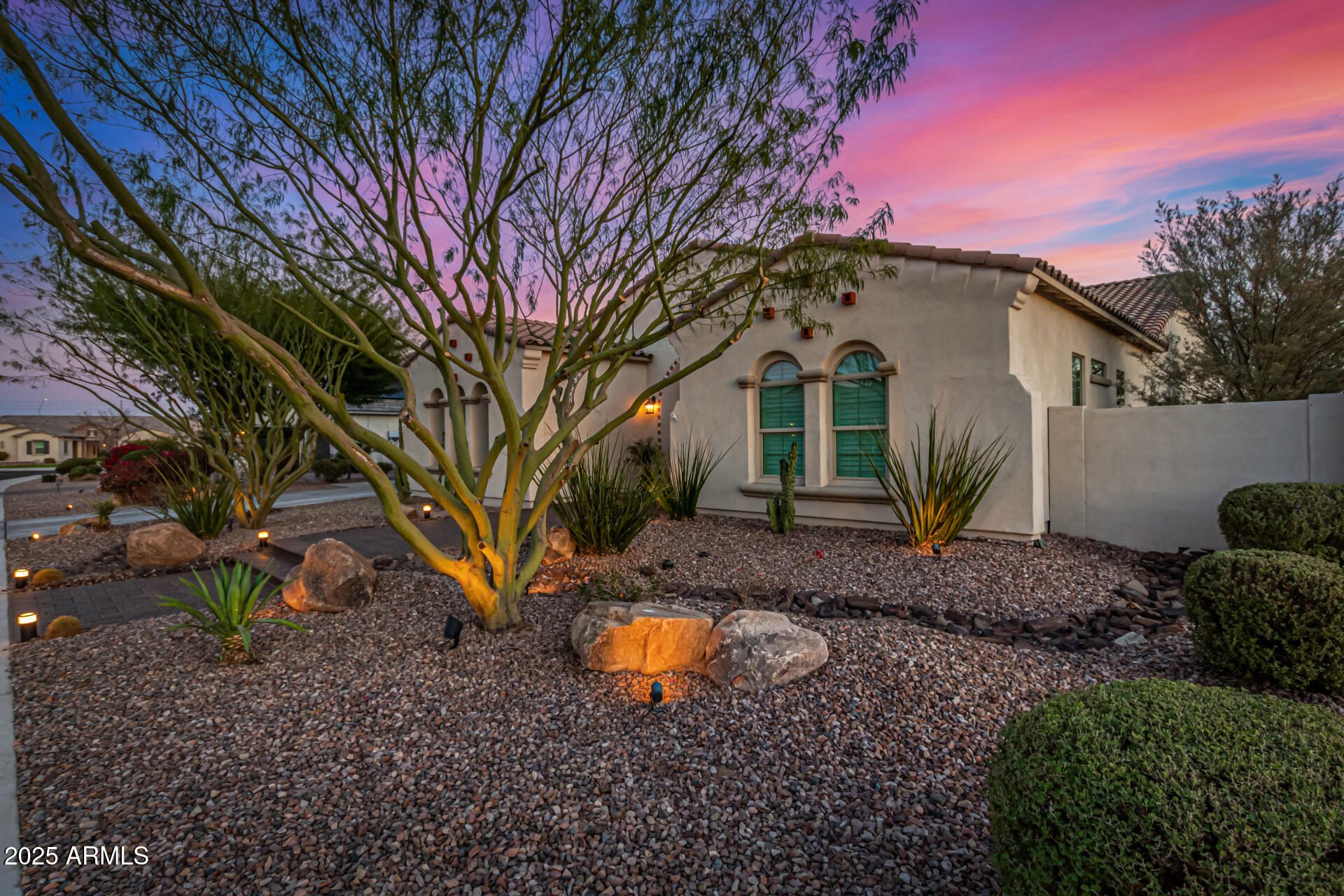 9183 W Foothill Drive