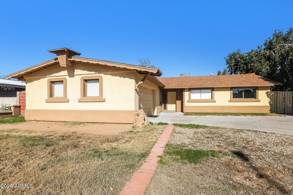 Photo of 4522 W Keim Drive, Glendale, AZ 85301 (MLS # 6970885)