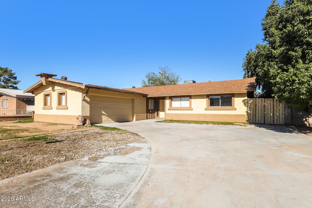 Photo of 4522 W Keim Drive, Glendale, AZ 85301 (MLS # 6970885)