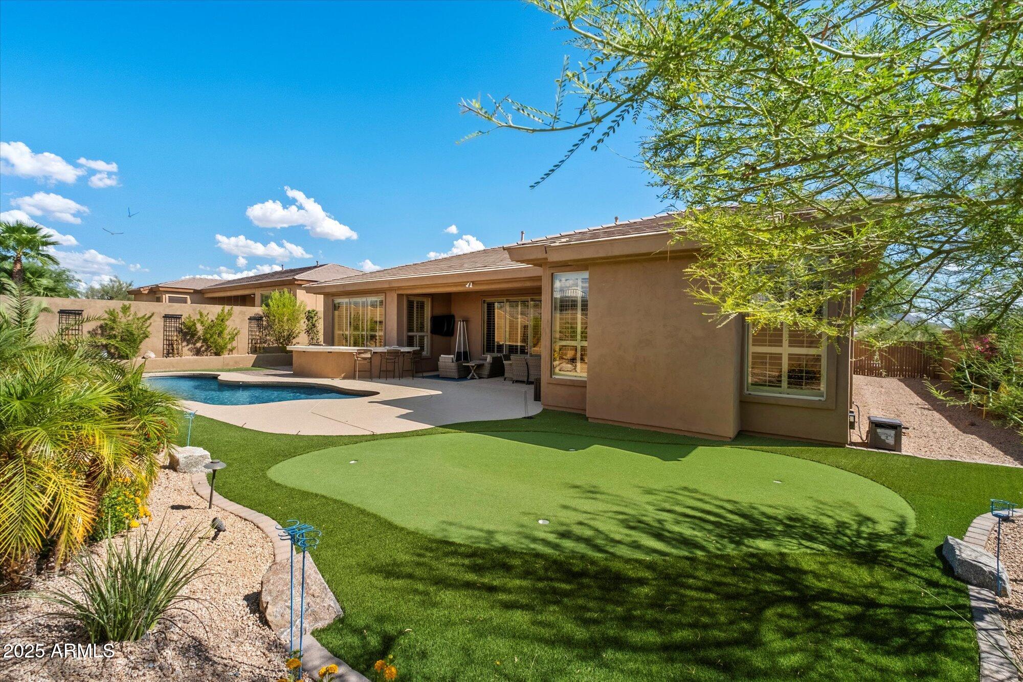 11572 E RUNNING DEER Trail