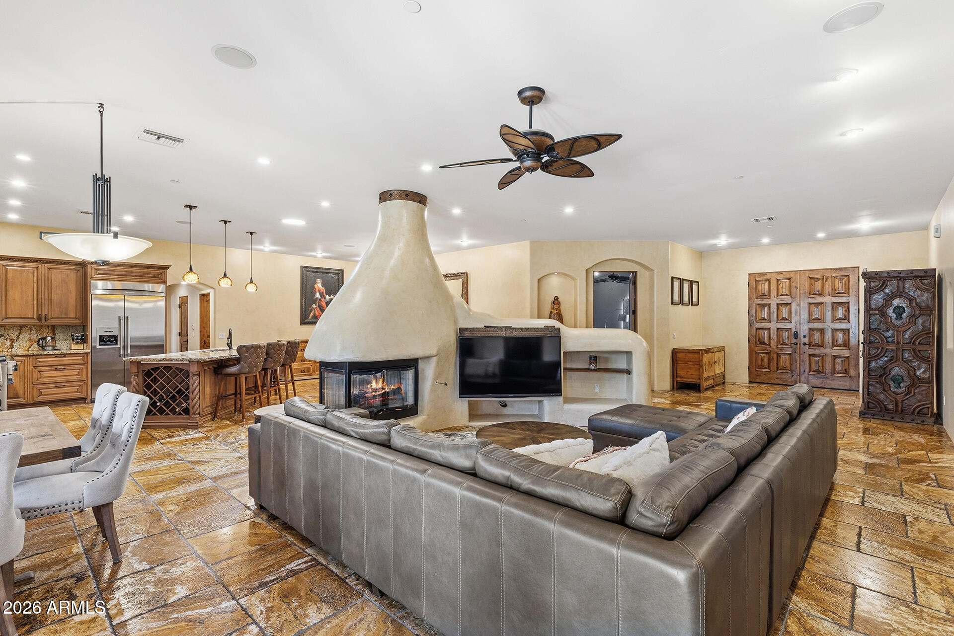 6230 E LARKSPUR Drive