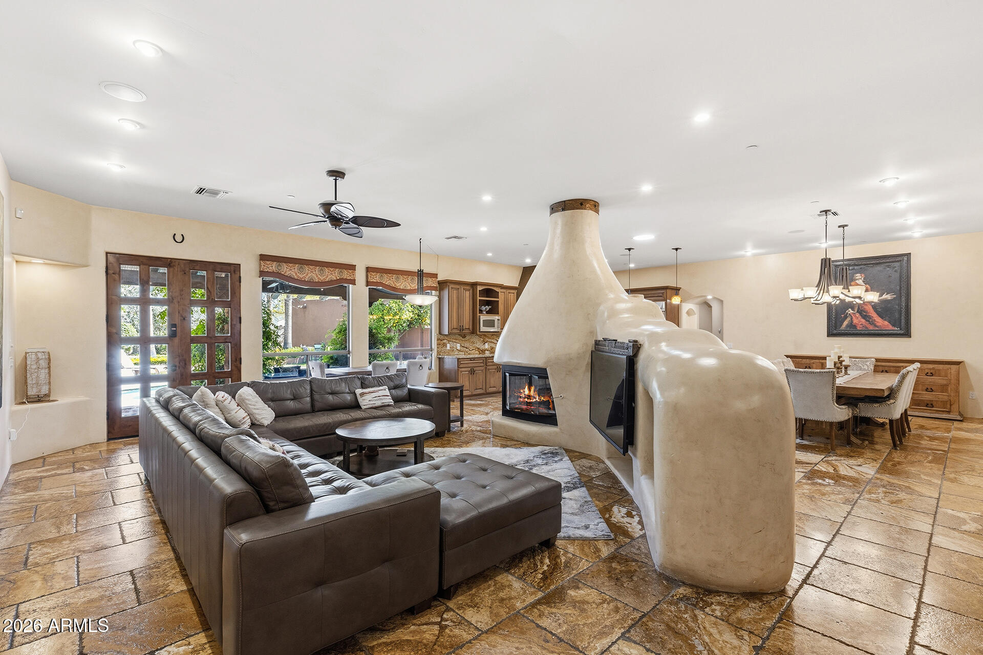 6230 E LARKSPUR Drive