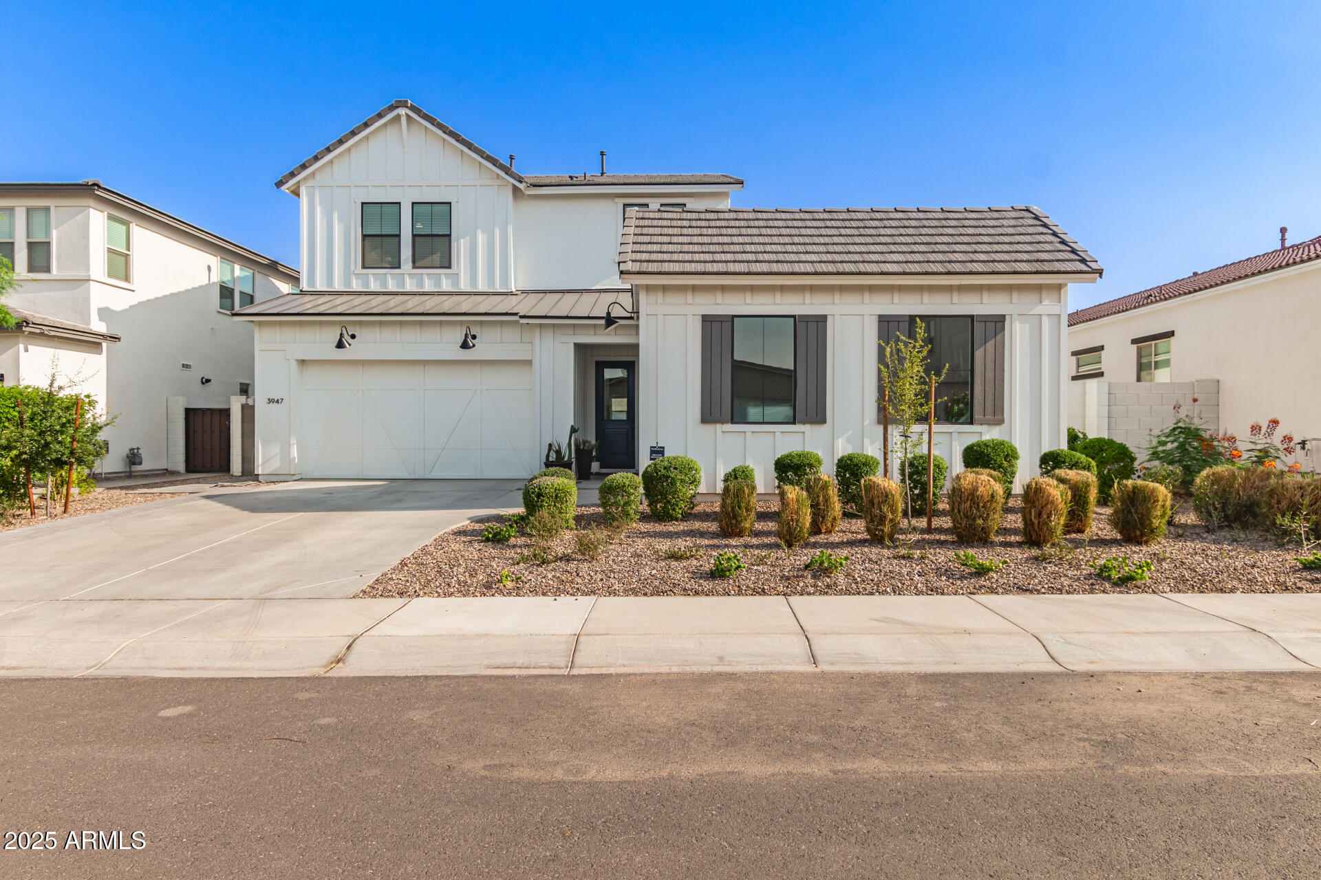 3947 W SERPENTINE Drive