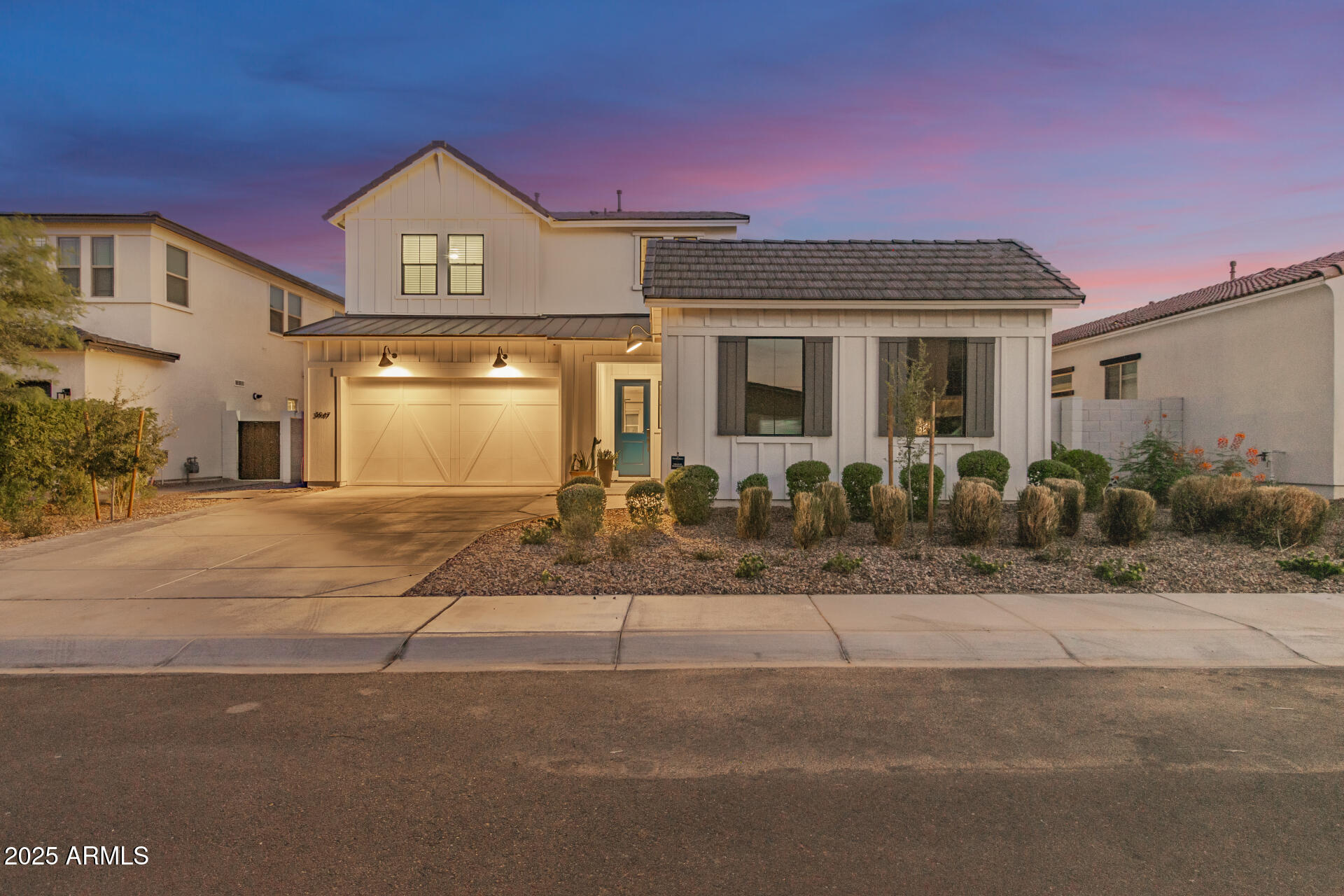 3947 W SERPENTINE Drive