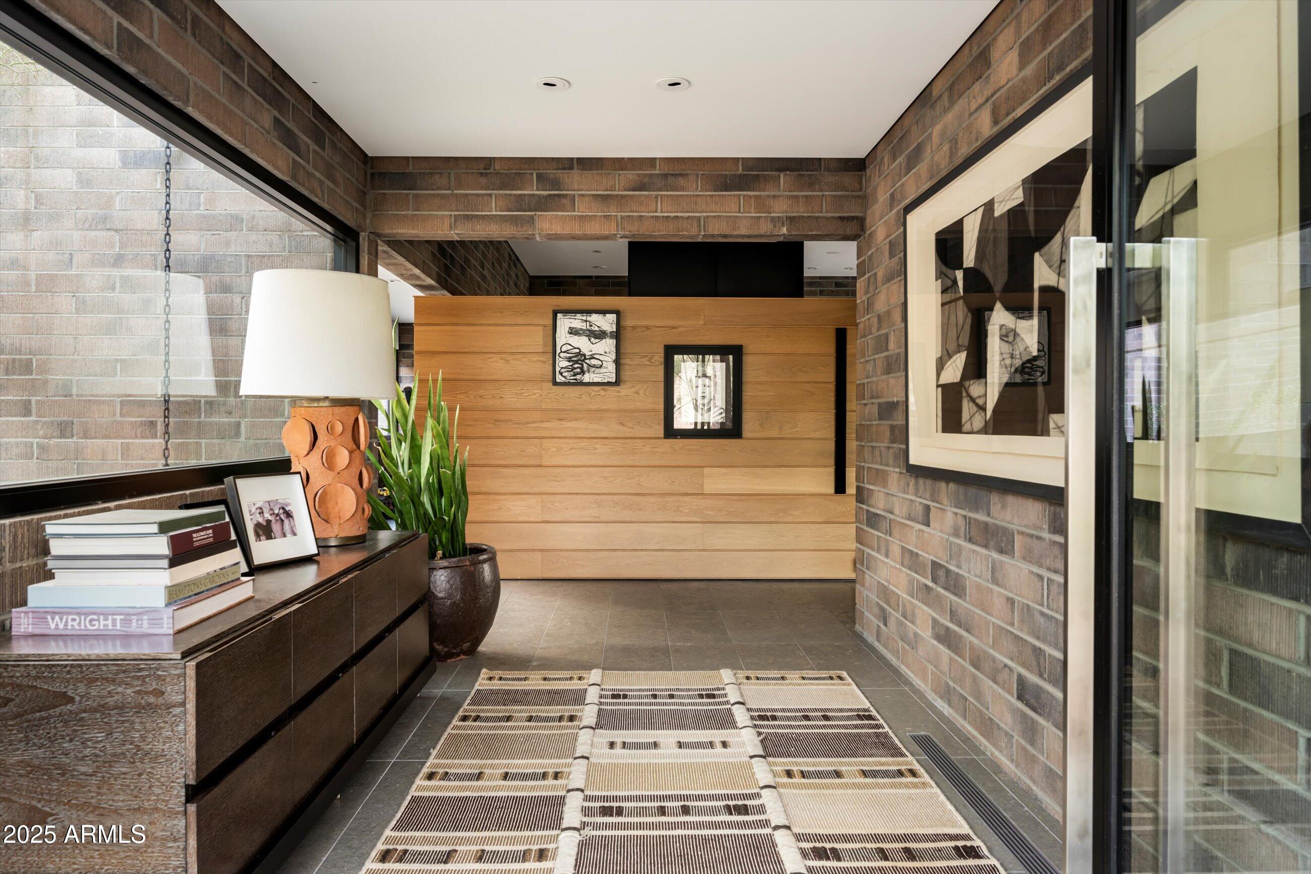 6200 E HUMMINGBIRD Lane