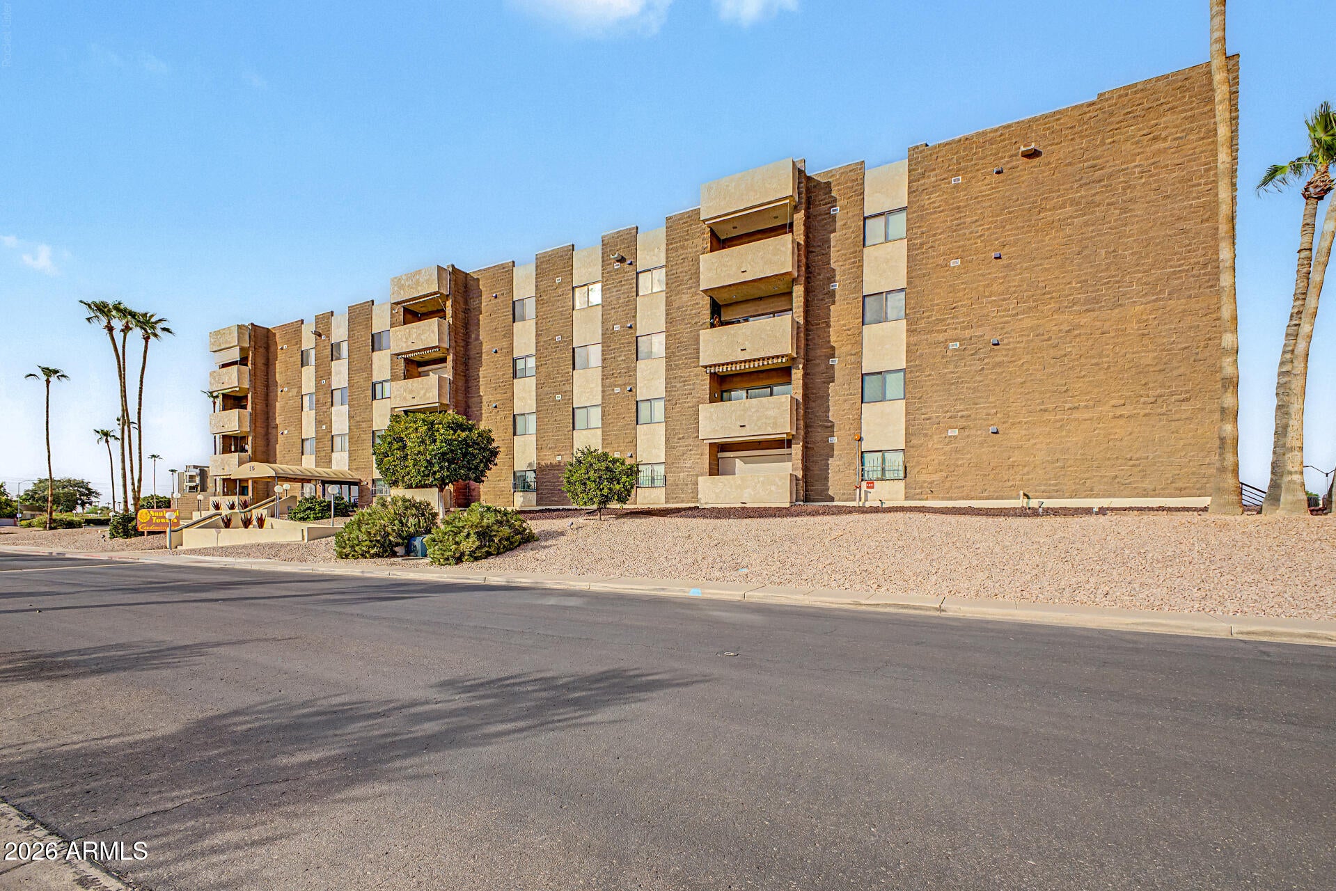 515 S PARKCREST -- 523