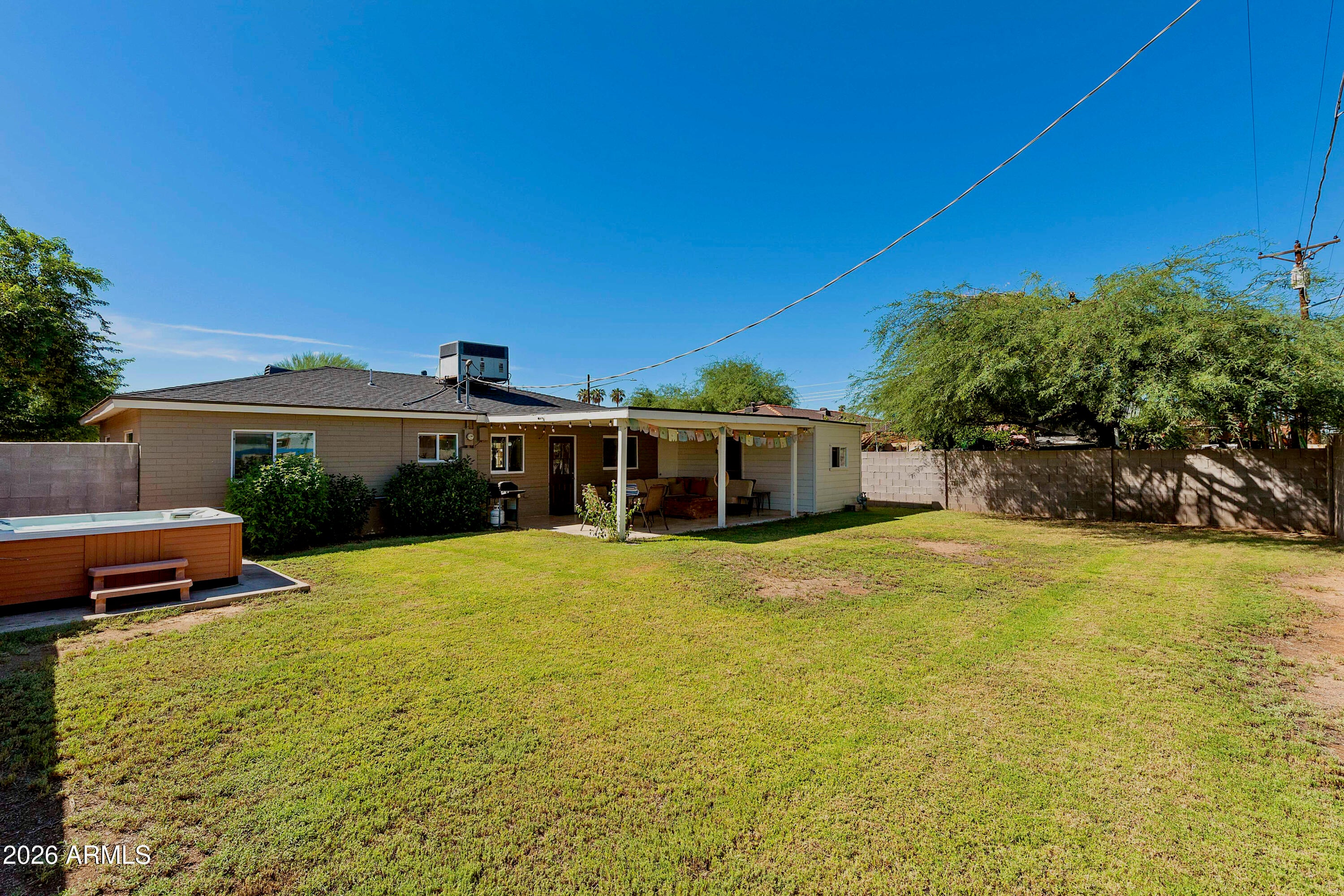 3628 E PALM Lane