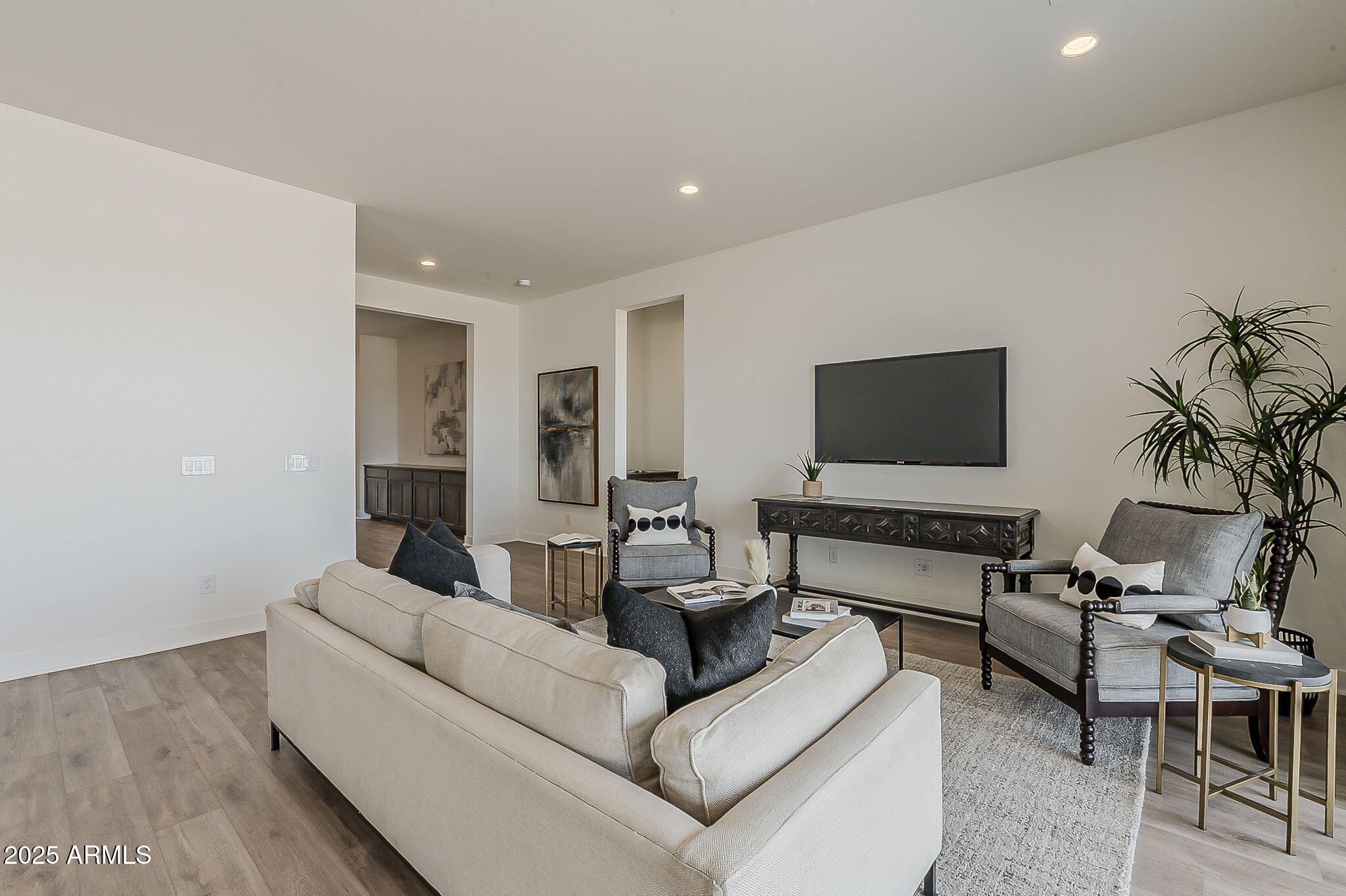 3694 W HORSE TRAIL Way
