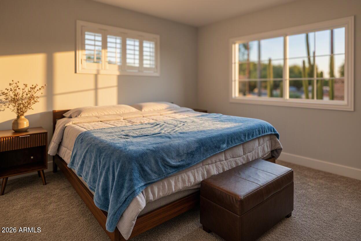 702 E DESERT PARK Lane