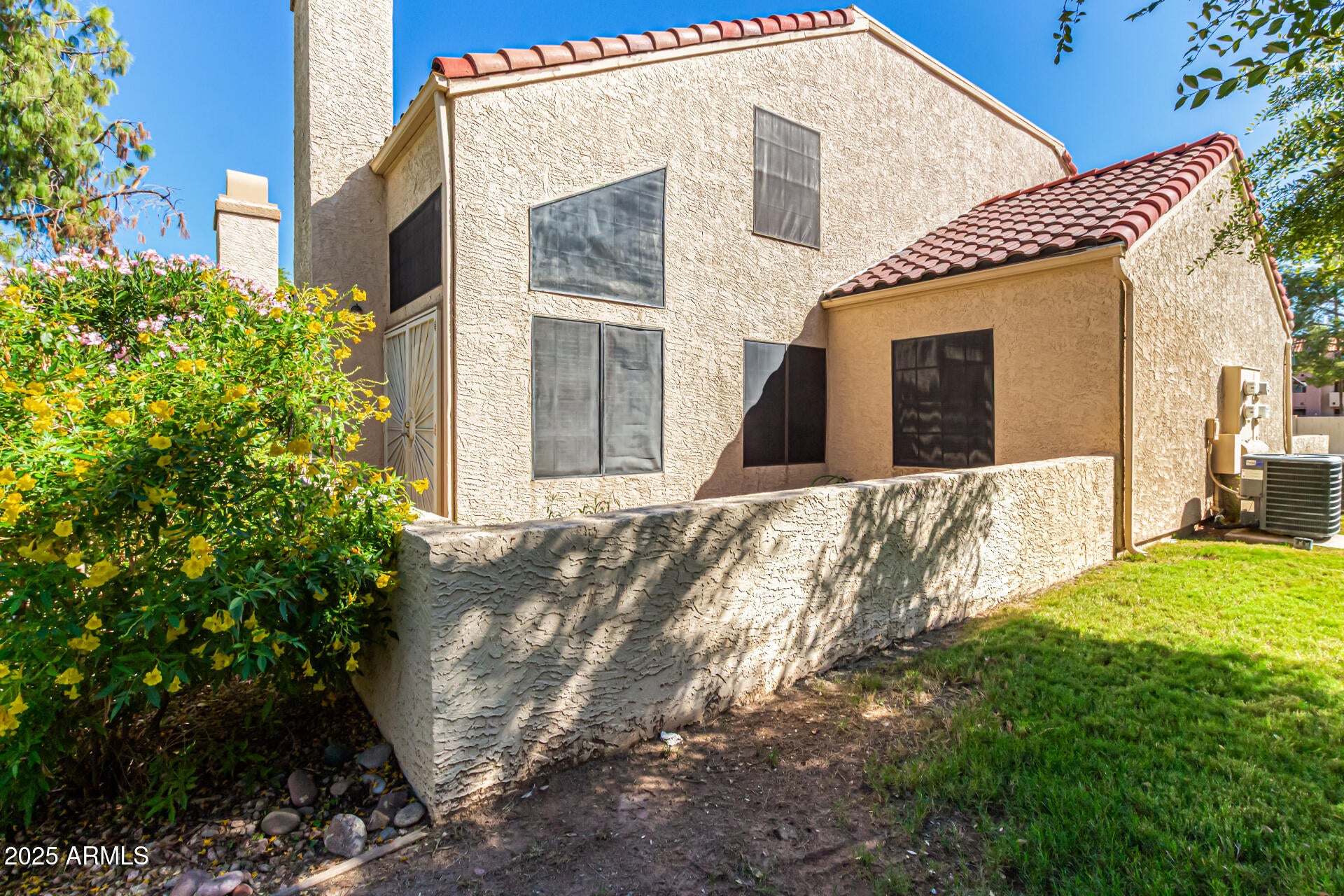 602 N MAY Street 49