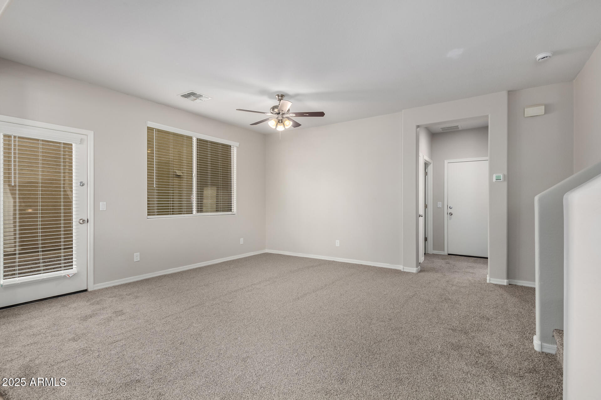 929 E AGUA FRIA Lane