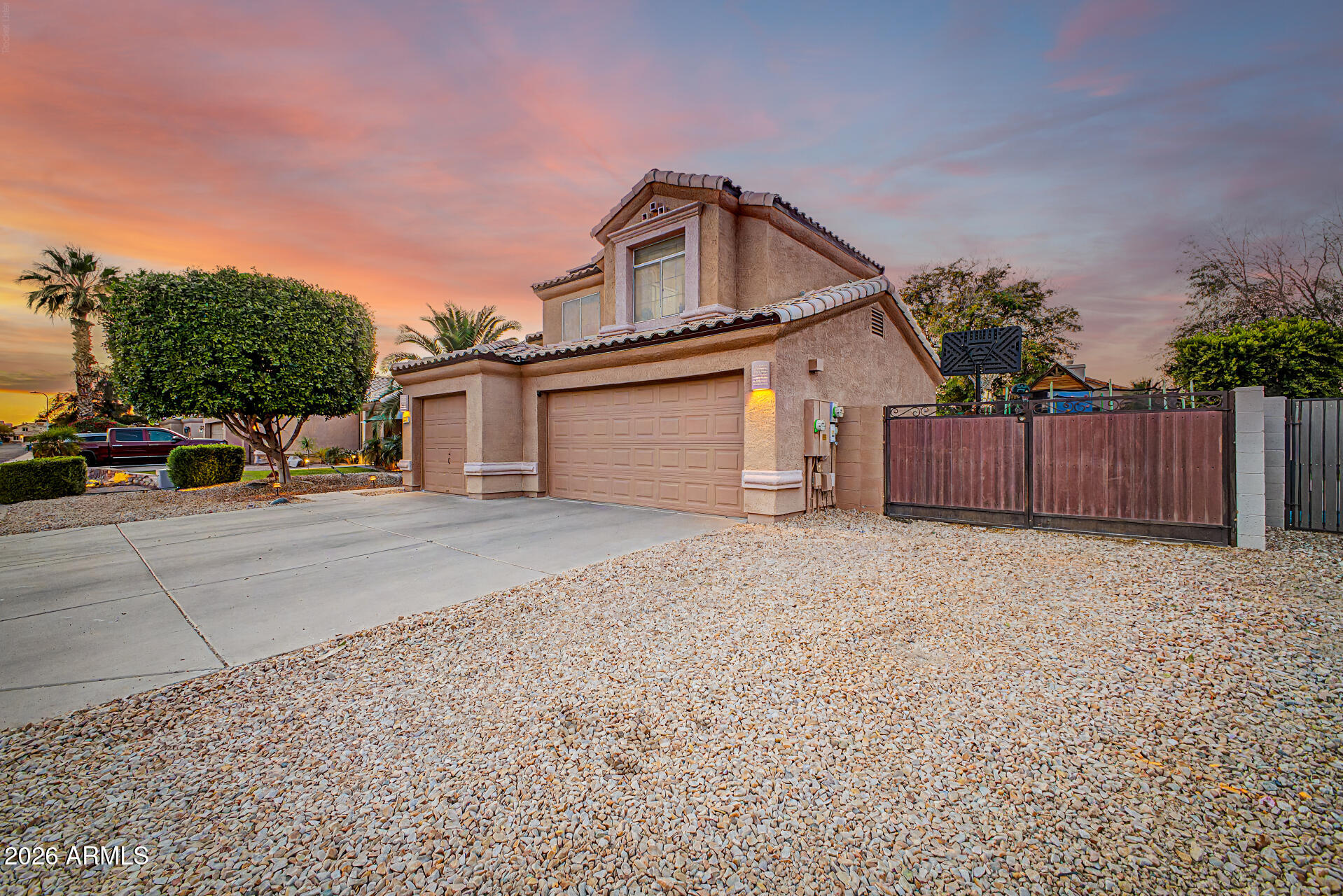 4522 E CATHEDRAL ROCK Drive
