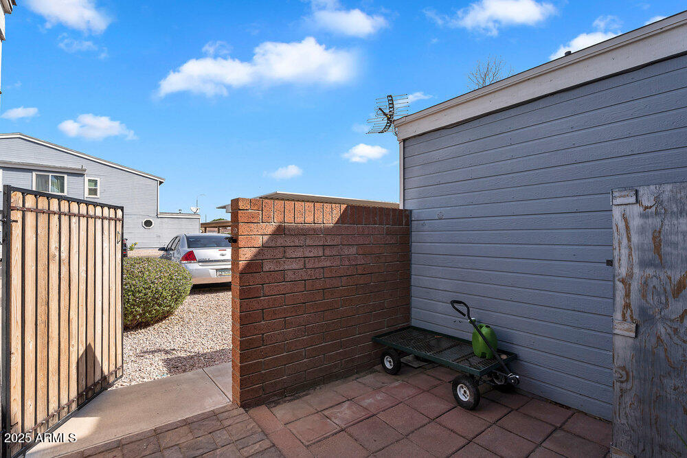 2301 E UNIVERSITY Drive 509