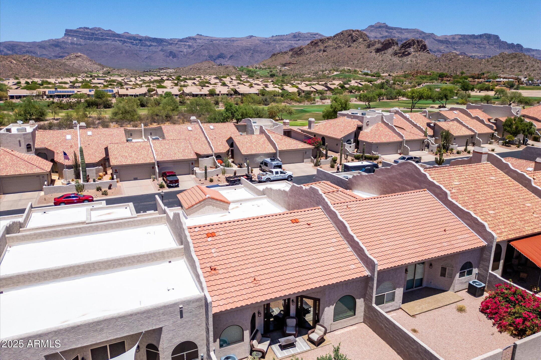 8785 E GREENVIEW Drive