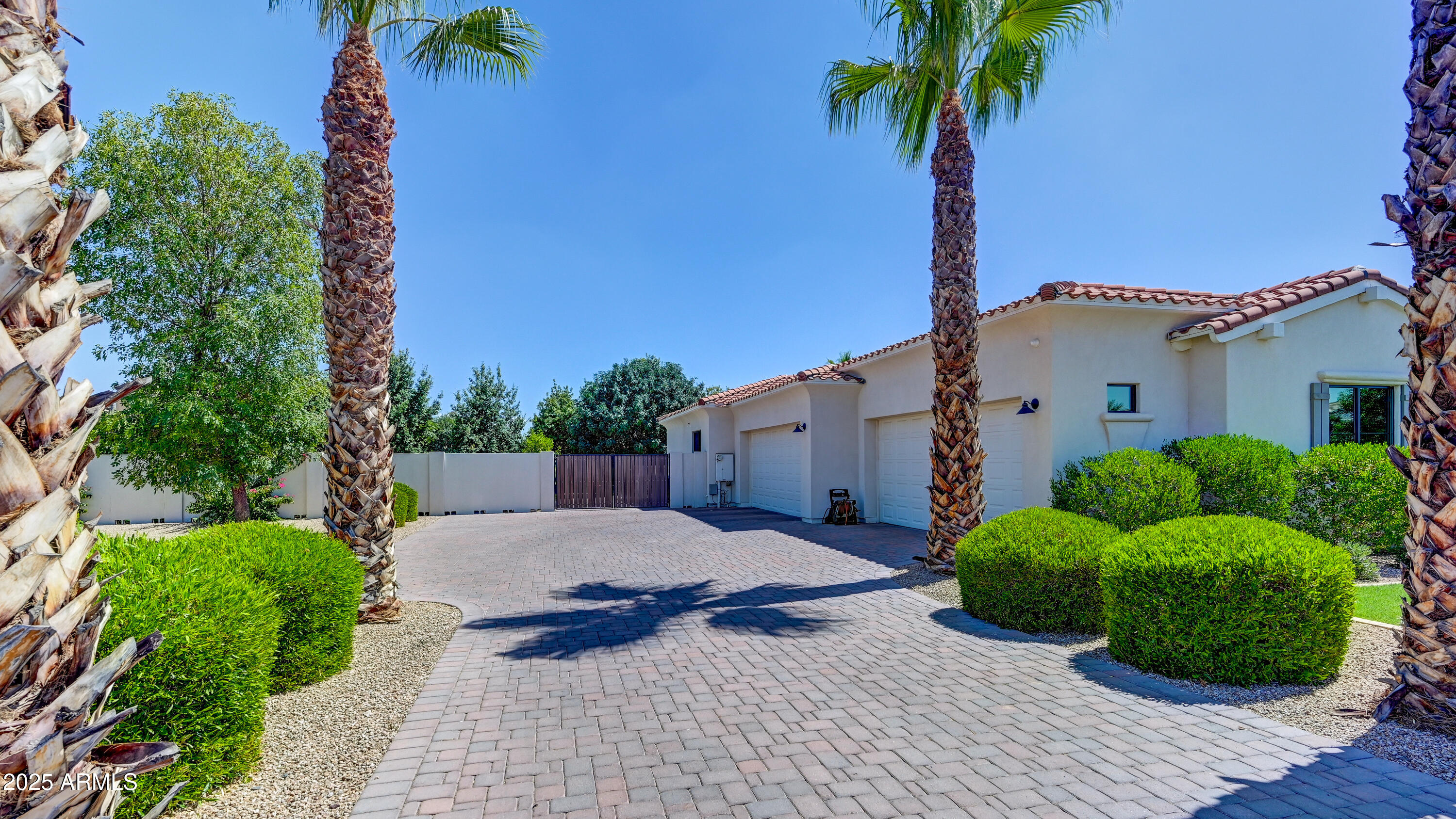 12235 E WOOD Drive