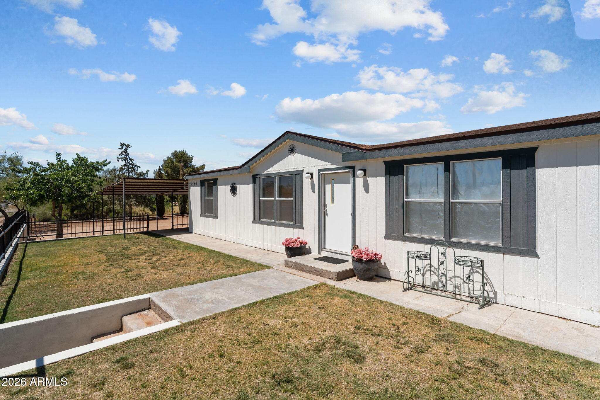 22550 W Henderson Street