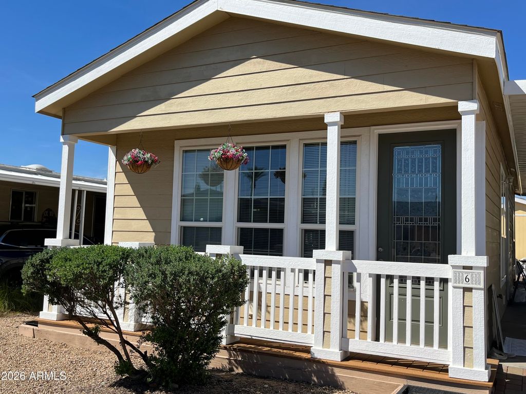 Photo of 10960 N 67th Avenue #6, Glendale, AZ 85304 (MLS # 7000102)