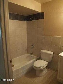 1113 E BISNAGA Street