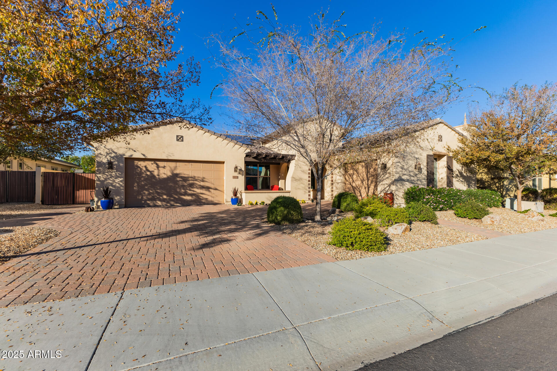 15878 W ALVARADO Drive