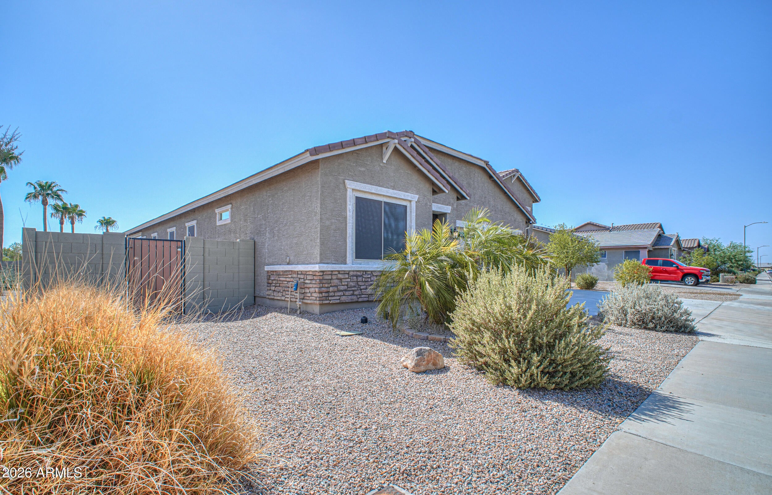 2507 N CASA GRANDE Avenue