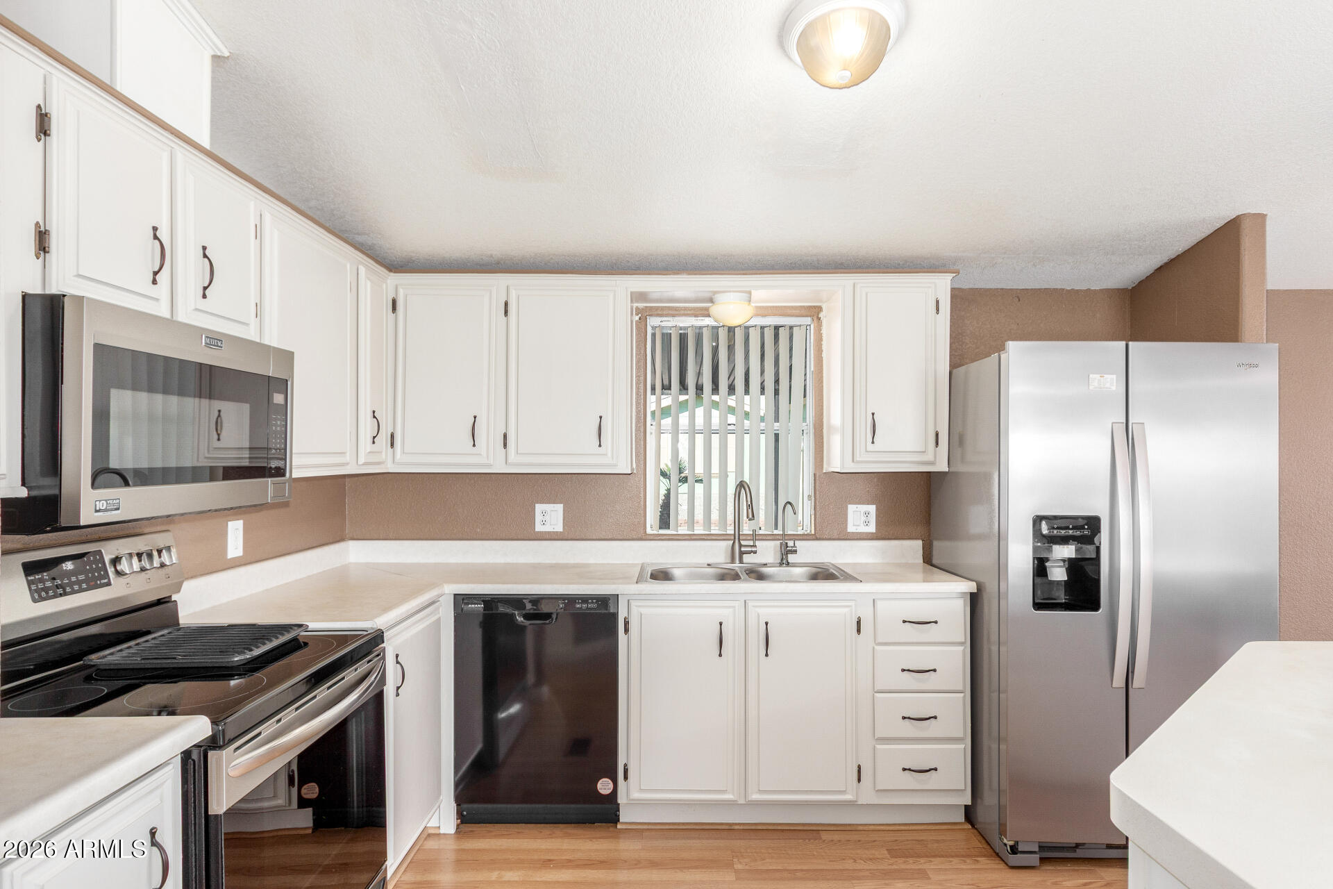 2400 E BASELINE Avenue 251