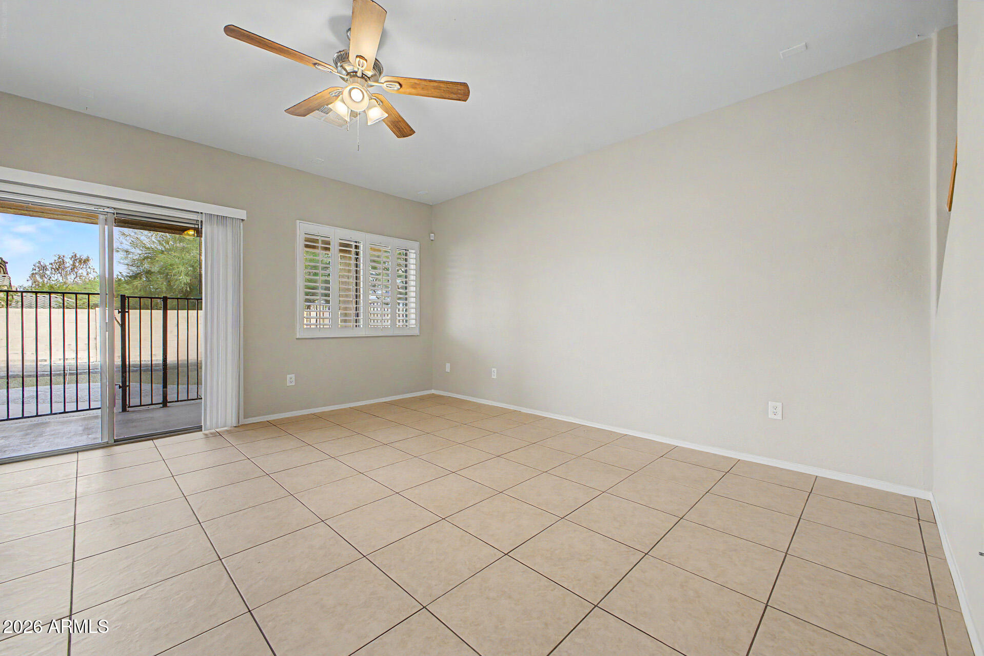 1129 S 240TH Drive